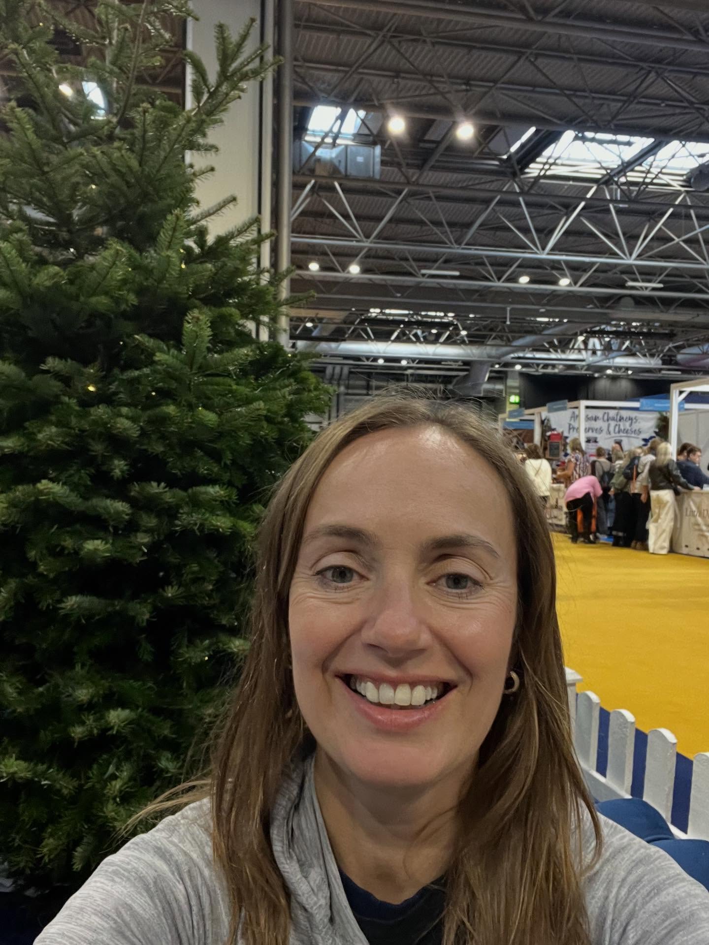 Fun at the @goodfoodshows Birmingham. Bought lots of spices and flavours as usual, Really enjoyed the @fabulousfoodfinds session with @katytruss and saw @jamesmartinchef in the Big Kitchen. Weâve been going for years. Had a lovely day out, we reckon there were less stalls than usual and less or smaller samples, but some interesting new finds this year. Samples sell, we donât buy if we canât try đ¤Ł. Weâre not interested in dog food, pet food or energy companies at these shows - just the food please!
#birmingham #goodfoodshow #nutritionist #culinarymedicine