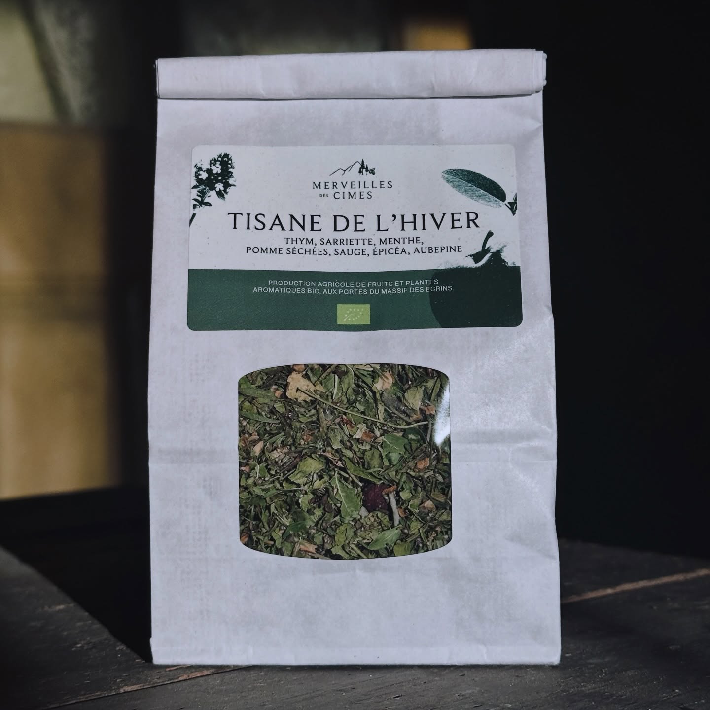 La Tisane de l’hiver 🫖
Un savant mélange qui allie gourmandise et bienfaits pour soulager les maux de l’hiver (rhume, toux, gorge qui gratte)
N’hésitez pas à commander votre sachet sur le site internet, pour qu’il puisse vous accompagner tout au long des vacances de Noël🎄
#merveillesdescimes #produitsbio #agriculturebiologique #tisane