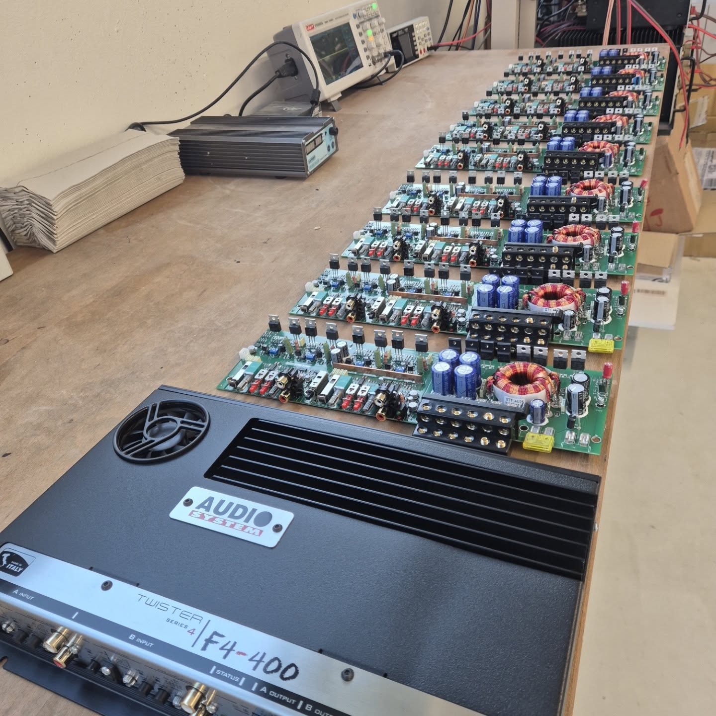 🎶Thanks to the collaboration and valuable feedback from top truck 🚛installers,📐✏️ this year the Audiosystem 🇮🇹catalog will be expanded to include 24V products🆕️. We're starting production of the F4/400 made in GTTrading🇮🇹.