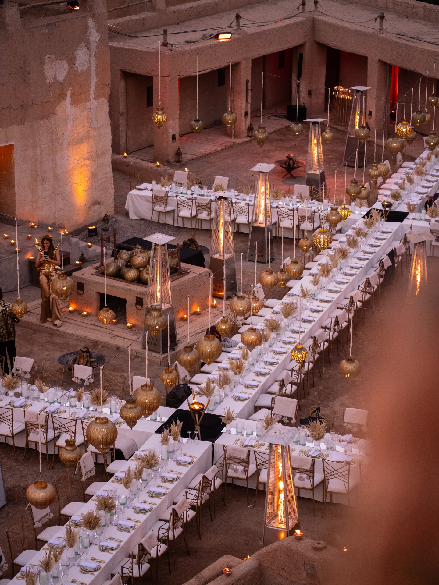 Desert nights hit different with Airplay.
📸 @zey.studios
#eventproductions #eventproductionshow #airplayexperience #party #lifestyle #entertainment