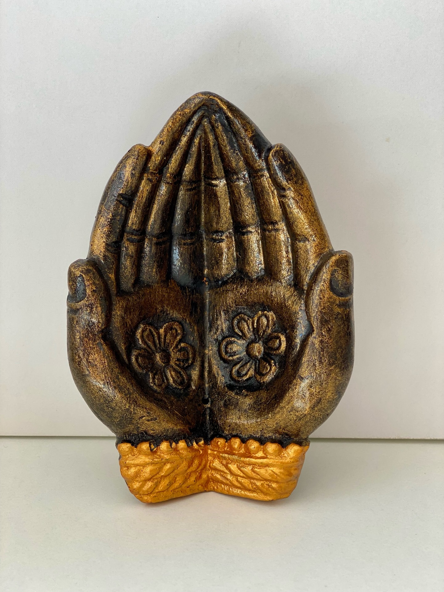 A co když Vánoce nejsou jen o dávání?
Co když prostě občas to nejlepší, co můžeme udělat, je nastavit ruce a nechat k nám přicházet, co nás nemá minout? 🤲
A co Vy? Umíte přijímat? …
✨ www.zbozizbali.cz ✨