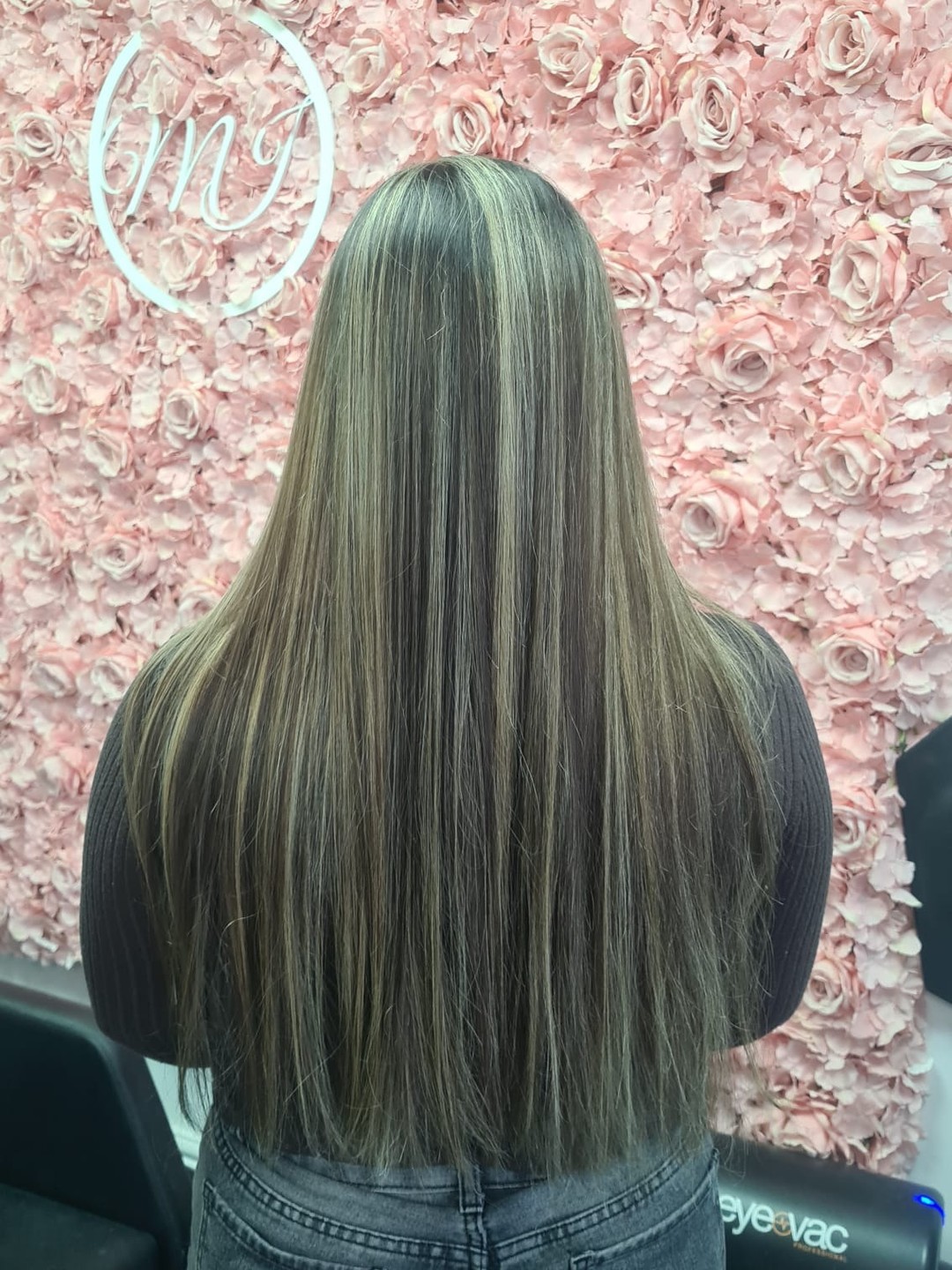 WOW! What a transformation... From warm, uneven tones and frizz to a super sleek, blended, ash-toned finish — this transformation is everything! 😍🔥
We neutralised the warmth, refreshed the colour, added seamless dimension and finished with a silky smooth shine. The hair looks healthier, brighter and completely renewed!
There’s nothing more satisfying than taking a tired colour and turning it into something soft, cool and effortlessly gorgeous. 💁♀️✨
📩 If your hair is craving a glow-up like this, our DM's are always open! Get In Touch💬💕
#HairTransformation #NewHairDay #StaffordHair #Stafford #Staffordshire #StaffordHairdresser