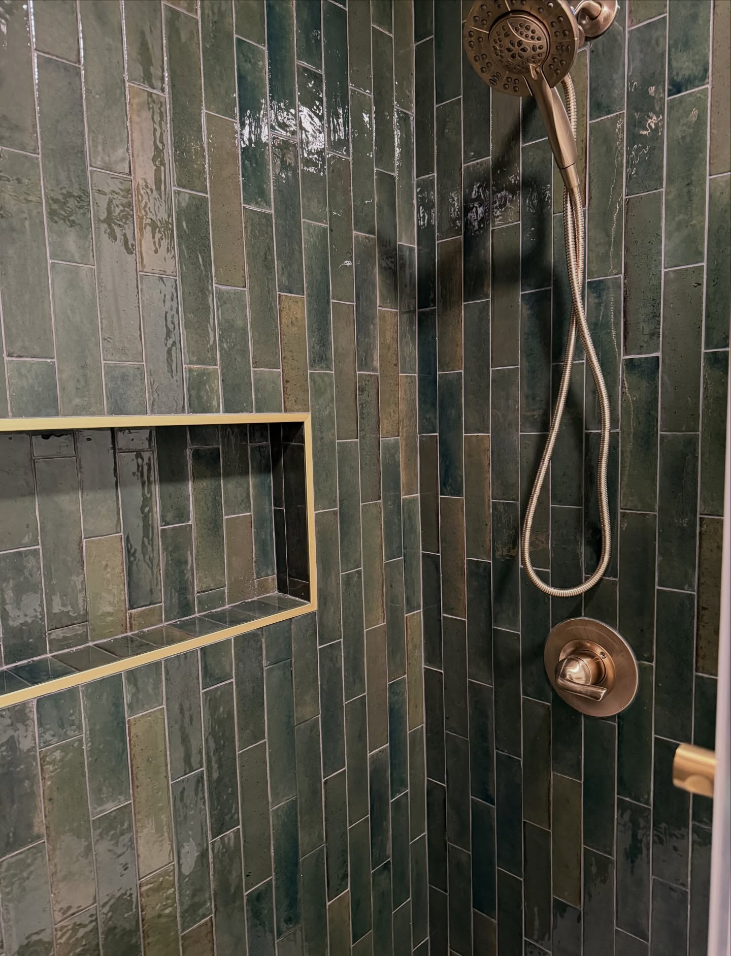 Are you as obsessed with the green as much as we are????
We love when clients aren't afraid of color. But here's the thing...if you're choosing something bold in one area of your renovation, make sure it's complimented with subtle beauty so it shines like it should.
This is 1 of 2 bathrooms we renovated for our awesome homeowner.
Are you ready to build something beautiful together? 203-778-9385 Or visit our design center at 188 Danbury Road, New Milford, CT
#bathroomremodeling #bathroomrenovations #bathroomdesignideas #bathroomtilesdesign #showertiledesign #ctcontractor #ctdesigner #familyownedandoperated