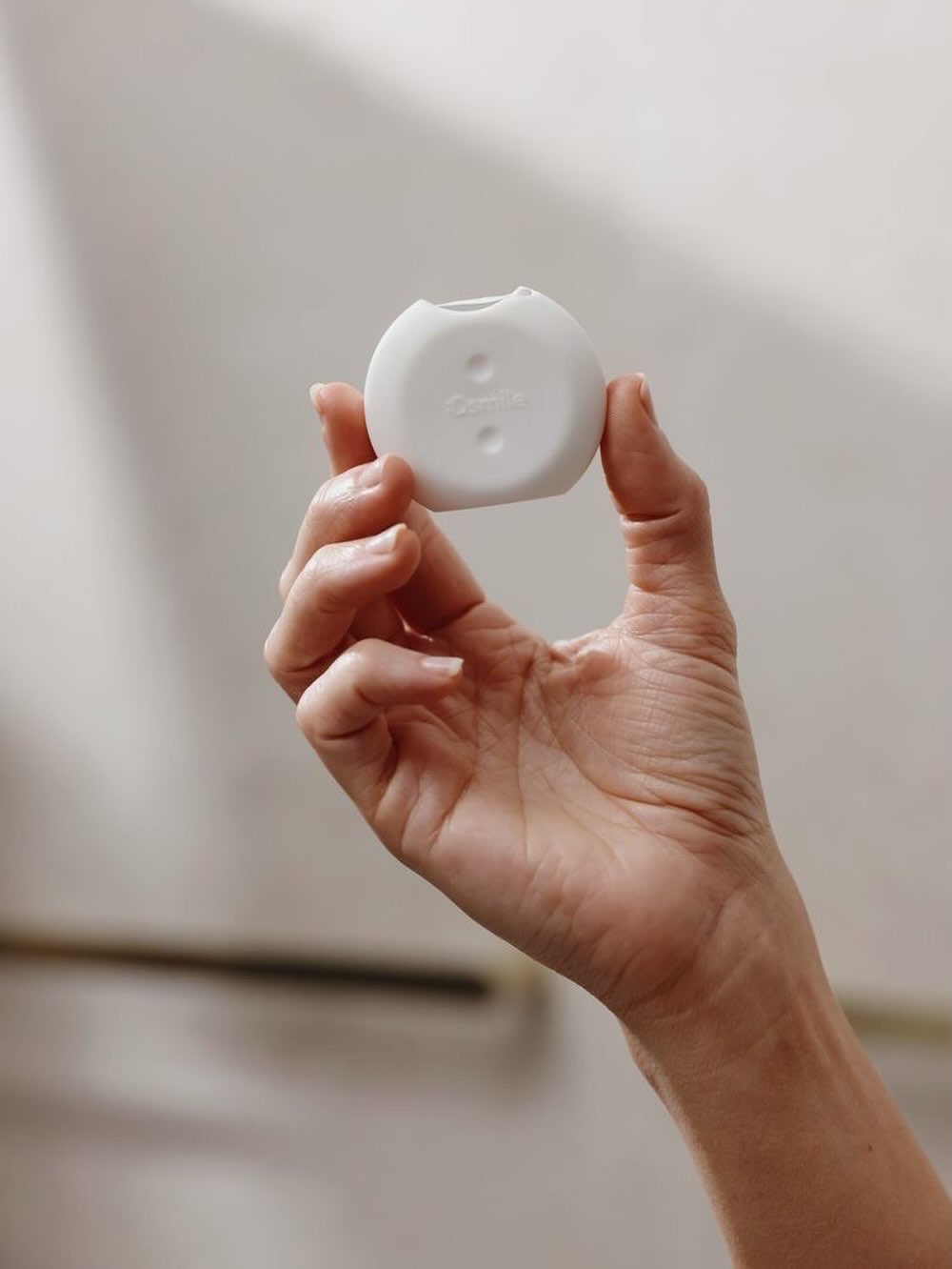 Amb un sol gest… ho canvies tot 🙏
El fil dental arriba on el raspall no pot:
menys placa entre dents, genives més sanes i un somriure que es manté net més temps 🙌
No és un extra, és el pas que marca la diferència.
A Karpura, la salut comença en els petits hàbits ✨
…
#karpura #clinicadentalgirona #girona #odontologiaholistica