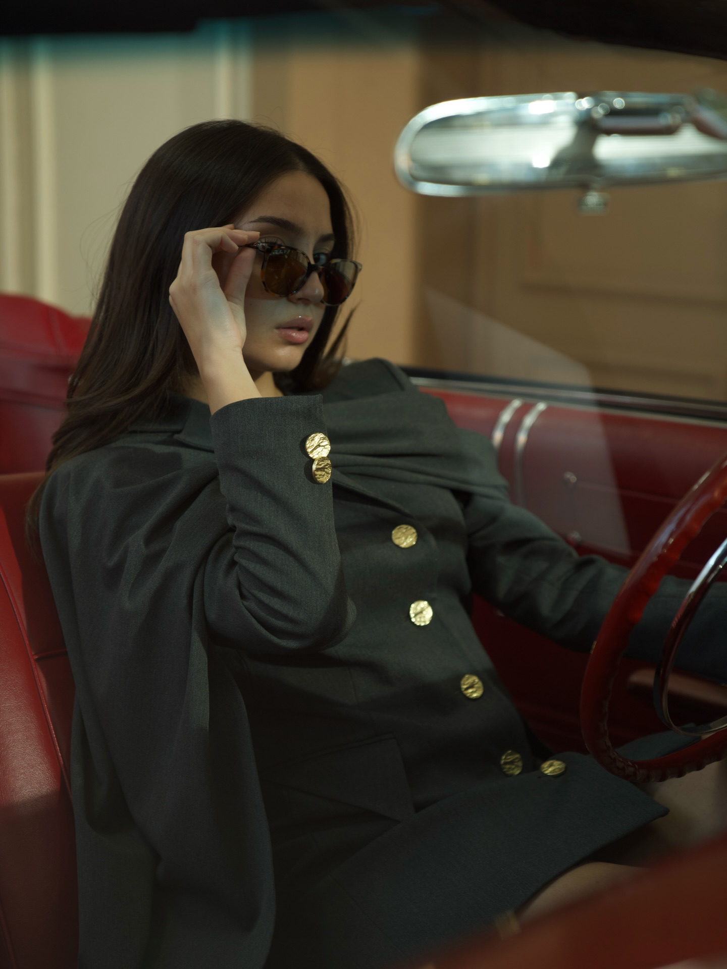 Vino Blanco kendi adına caption yazıyor …