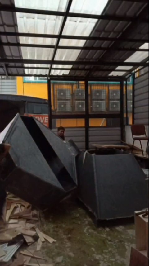 FABRICATION OF FRP FILTER 🛠️
(Custom size request by our client)
#levsystem #engineeringsolution #ᴡᴏʀᴋɪɴᴘʀᴏɢʀᴇss #levtechsbmalaysia #LevtechSdnBhd #ventilationarchitect #localexhaustventilation #ventilationarchitect #fumehood #fumecupboard #ductlessfumecupboard #ductingsystem #filtercage #armhood #canopyhood #laboratory #emergencyshower #scrubber #centrifugalfan #dustcollector
www.levtechsb.com