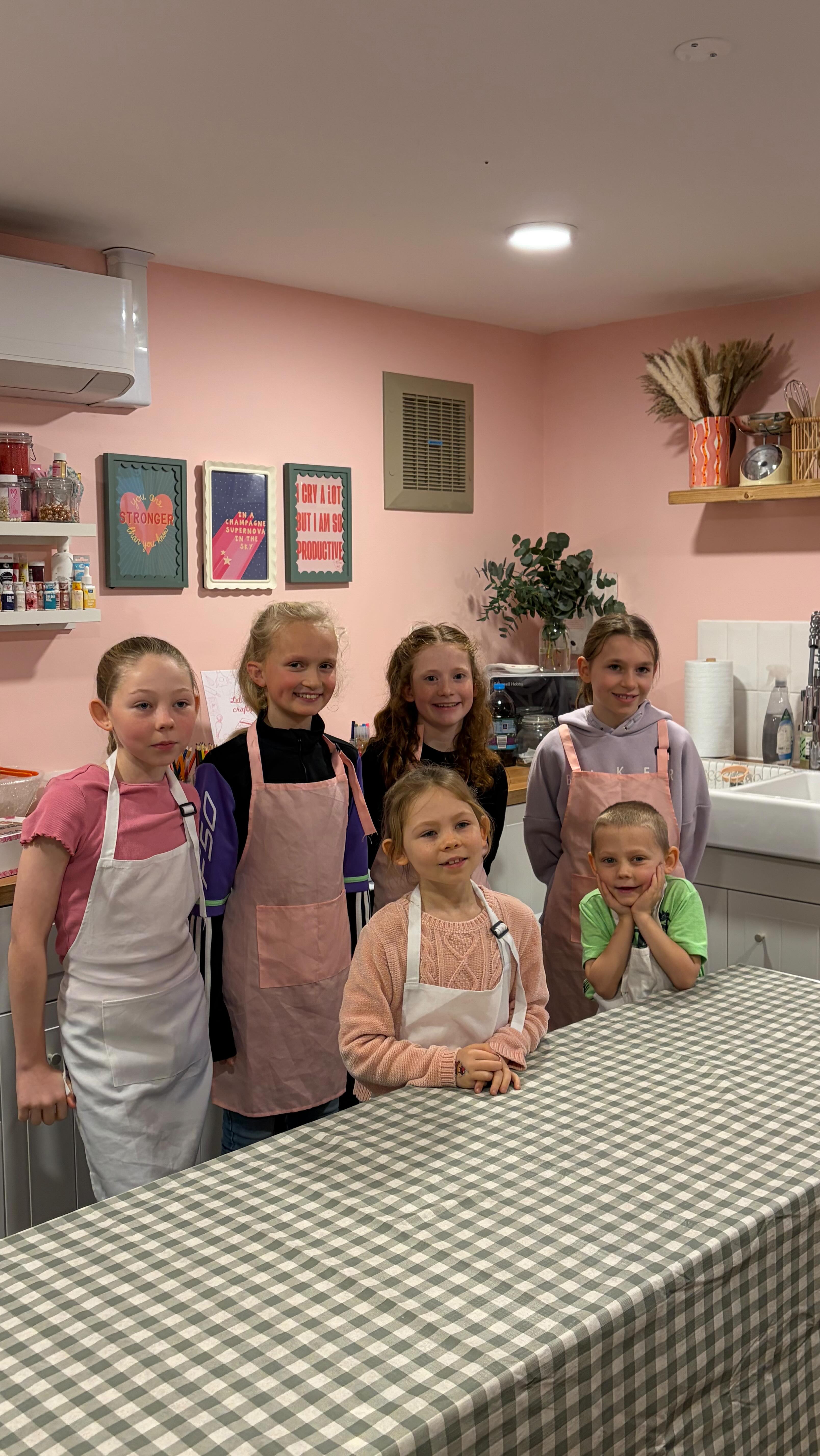 ohhhhh they’re a dream 🤍🧁👩🏼🍳
& it makes me so happy seeing how much your little ones enjoy them!
it’s taken sooo long to build parties up & im so glad you’re all discovering them now 🩷
im based at Owd Barn in Bispham and I can host a little group in my studio or, if you have a bigger group we can look to hosting your party at @lovecedarfarm 🩷
there’s also 3 package options depending on what you fancy! 🧁👩🏼🍳
You can enquire via DM or fill the form out on my website 🩷