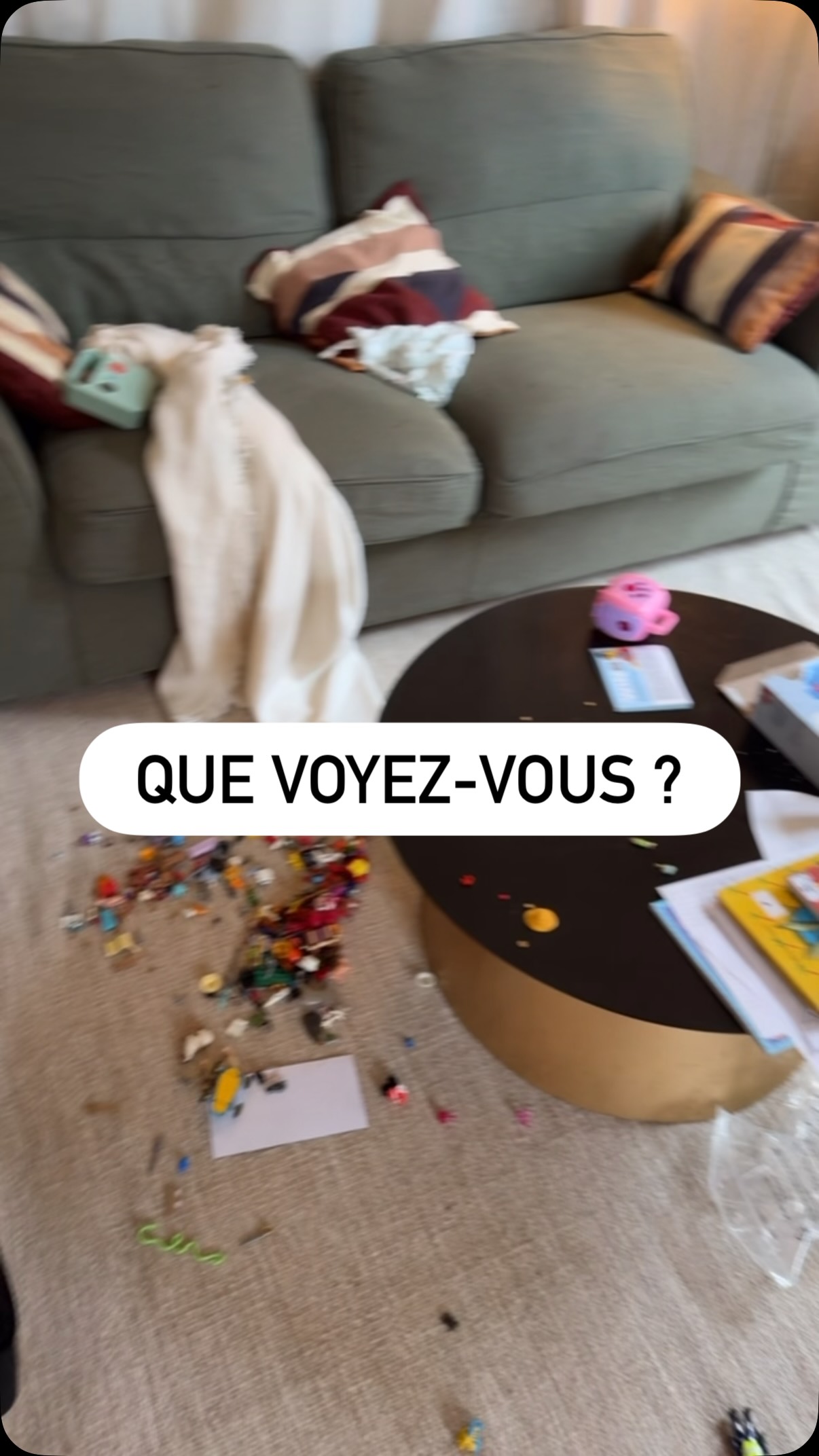 Que voyez-vous dans cette vidéo ?
#famille #viedefamille #samedi #homoparentalite #parents #parentalite #loveislove