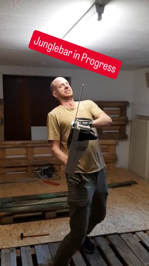 Uuuuund es git Fortschriit i üsre junglebaaar... Mol luege obis schaffe bis zur eröffnig aaamm...
Mittwuch 17.30 Uhr
Kunsch au?
#reisebeizli #lichtensteig #RathausfürKultur #gnüsse #offä #Bier #Wein #Aperitif #Summerbar #Foodtruck #Reisefüdli #wowtoggenburg #gemeindelichtensteig #toggenburg #wiefunktioniertdamitdänehäshtägs #keiahnig #hörejetztufdemit