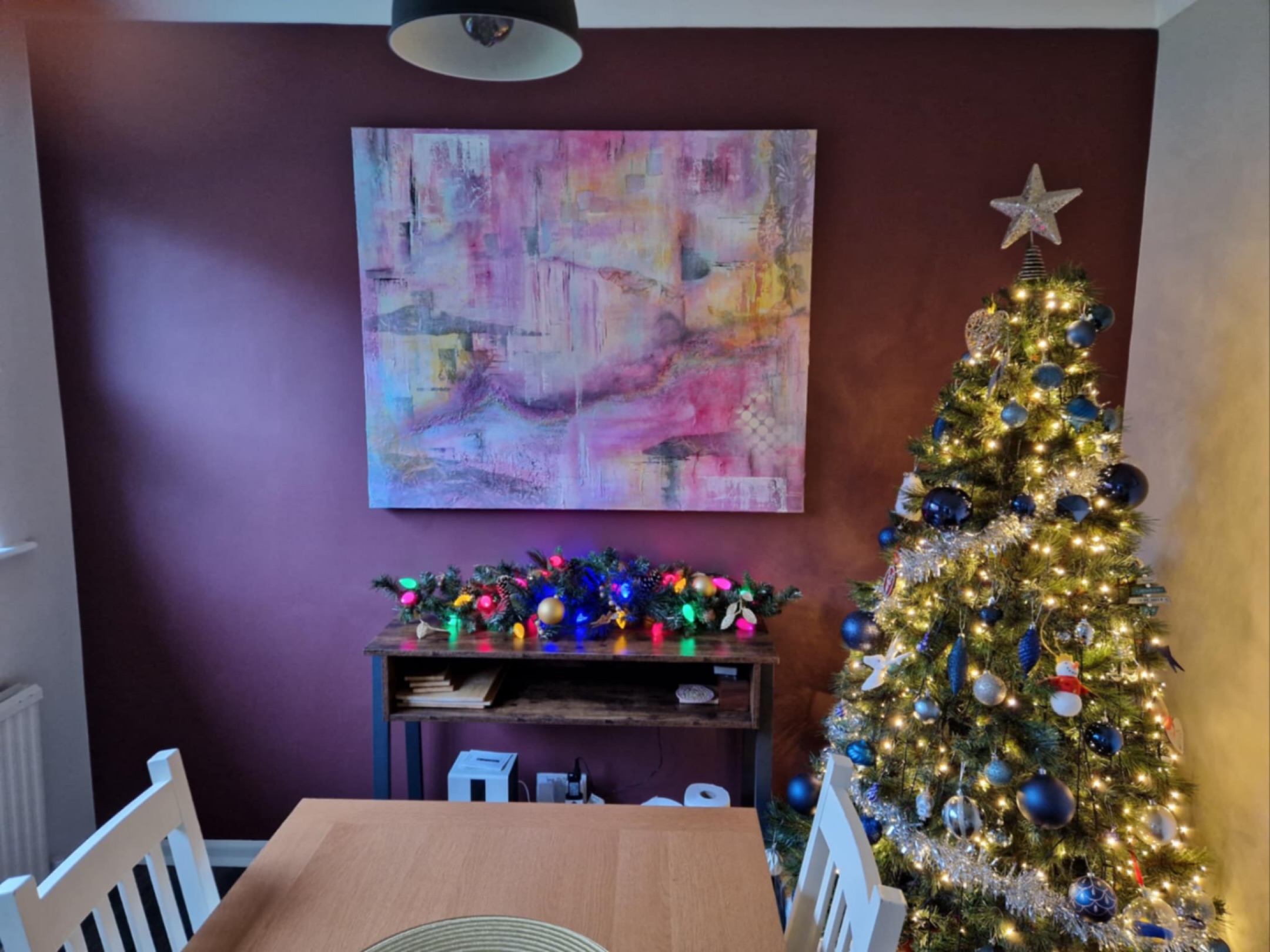 Over the past few weeks I have been busy working on this wonderful commission order, this large 120cm x 100cm canvas was one of the largest scales that I have worked on and I must admit, I loved every second of creating this textured abstract piece, it was great seeing it evolve over the weeks and tell its own story, thanks so much for trusting me, for supporting my small business and also for this lovely review ❤️
“I asked Christine from stardustacrylicart.com to do a bespoke piece for our dining room. From start to finish the whole process was professional and problem free. She asked us what we wanted including colour and texture and delivered a beautiful piece which completes our dining room perfectly for Christmas. 100% reccommend!”
#abstractart #artcommission #artoncanvas