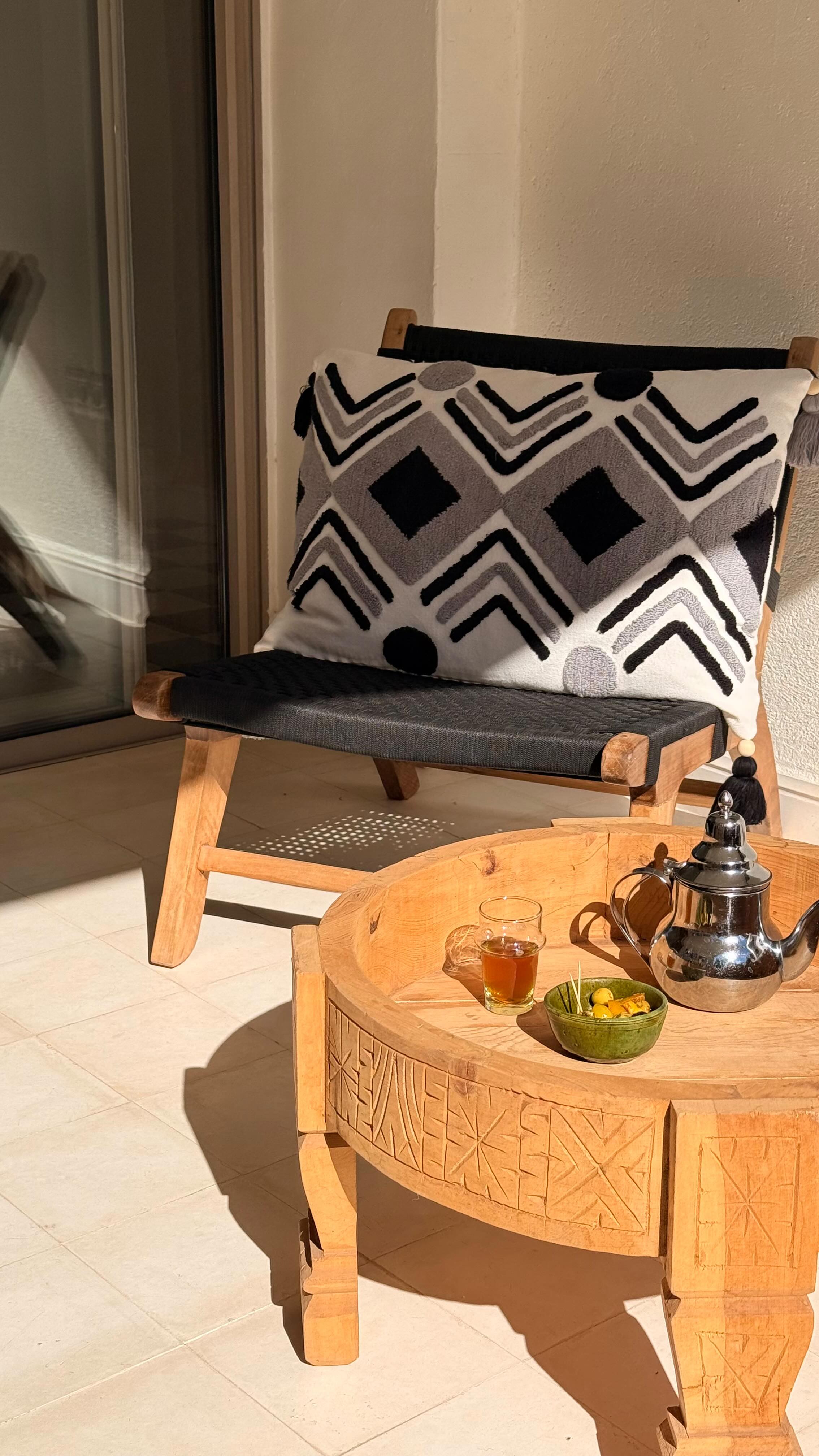 Découvrez nos nouvelles chambres dans l’espace Riads au Domaine de Tam : un subtil mélange d’élégance, de confort et d’authenticité pour une expérience unique aux portes de Marrakech. ✨🌿
#nouvelleschambres #riads #domainedetam #tameslohte #marrakech #morocco #hotelmarrakech #maisondhotes #élégance #confort #moroccandecor #lifestyle #travel #holiday #marrakechgetaway