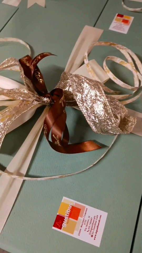 Sappiamo che gli ultimi regali sono i più difficili... ma noi siamo qui per aiutarti! 🎄✨
Da domani fino al 24 Dicembre, DeGustibus non chiude mai: vi aspettiamo con orario continuato per comporre insieme i vostri regali di Natale. 🧺🍷
Prenditi una pausa dal caos, vieni a trovarci e risolvi
i tuoi pensieri dell’ultimo minuto in un’atmosfera magica.
🎅 Ti aspettiamo in negozio!
📍Via Isonzo 13/A Mariano Comense
#degustibus #degustibuscafe
#regaligourmet #natale25 #cpuntdown