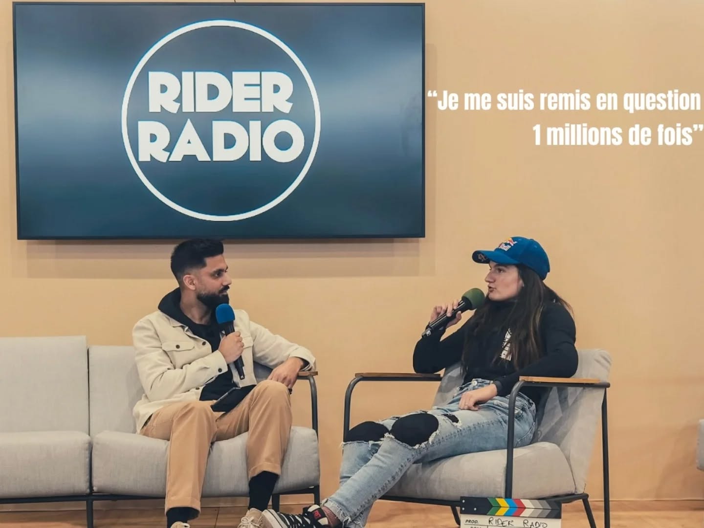 Dimanche, Sarah Lezito débarque dans Rider Radio.
Du parking où tout a commencé aux shows qui l’ont propulsée au rang d’icône, elle raconte ce que personne ne voit : le doute, la discipline, les risques… et cette petite voix intérieure qui lui a tout fait suivre.
Épisode complet dimanche à 17h
Quelle citation t’inspire le plus ?
#RiderRadio #SarahLezito #Moto #Stunt #PodcastMoto #MotorcycleCulture #RideSafe #WomenWhoRide #Nouveauté
