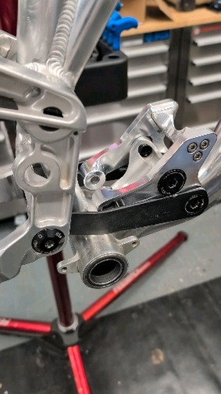 The Commencal Supreme V4 still utilises one of the best aspects of linkage designs in terms of how the shock is driven in my humble opinion.
The rear end pulls the linkage which rotates and then pushes the shock. This approach is less prone to misalignment of the shock during the compression stroke as a result of the pulling motion. More traditional push-rod designs can allow the shock to be more susceptible to lateral loads which can increase parasitic friction.
This is essentially a pull-rod design which is more often talked about in Motorsport but the principle is the same.
The Commencal wasn't the first to use this design, with Sunn most famously employing the same method on the Radical + in the 90's.
#datadrivendescents #Suspension #kinematics #pullrod #pushrod #mtb #mountain #bike #engineeringspeed #dh #downhill