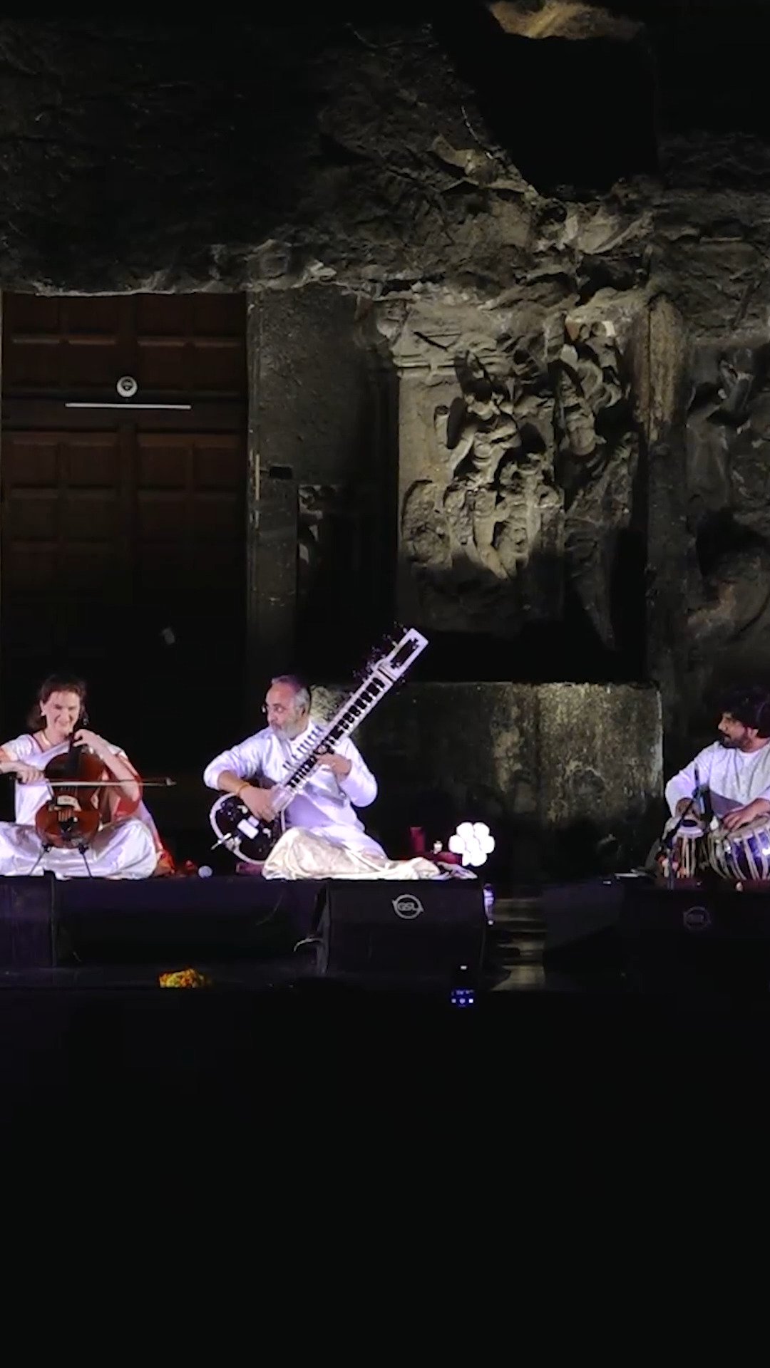 Originally performed by Pandit Ravi Shankar & Yehudi Menuhin at the UN General Assembly in 1967, When East Meets West was recreated for AIKYAM 2025 by Pt. Ravi Shankar's protege, Pandit Shubhendra Rao, on the sitar and Dutch Maestro Saskia de Haas on the Indian cello, along with Zuheb Ahmed Khan on the tabla. This performance, bridging music across distant lands and modern and ancient history, was made possible with the support of the Embassy of the Kingdom of the Netherlands in India and the Indo-Dutch Chamber of Business & Sciences.
#AIKYAM2025 #SOPAAN #UN #MinistryOfTourism #UNESCO #MaharashtraTourism