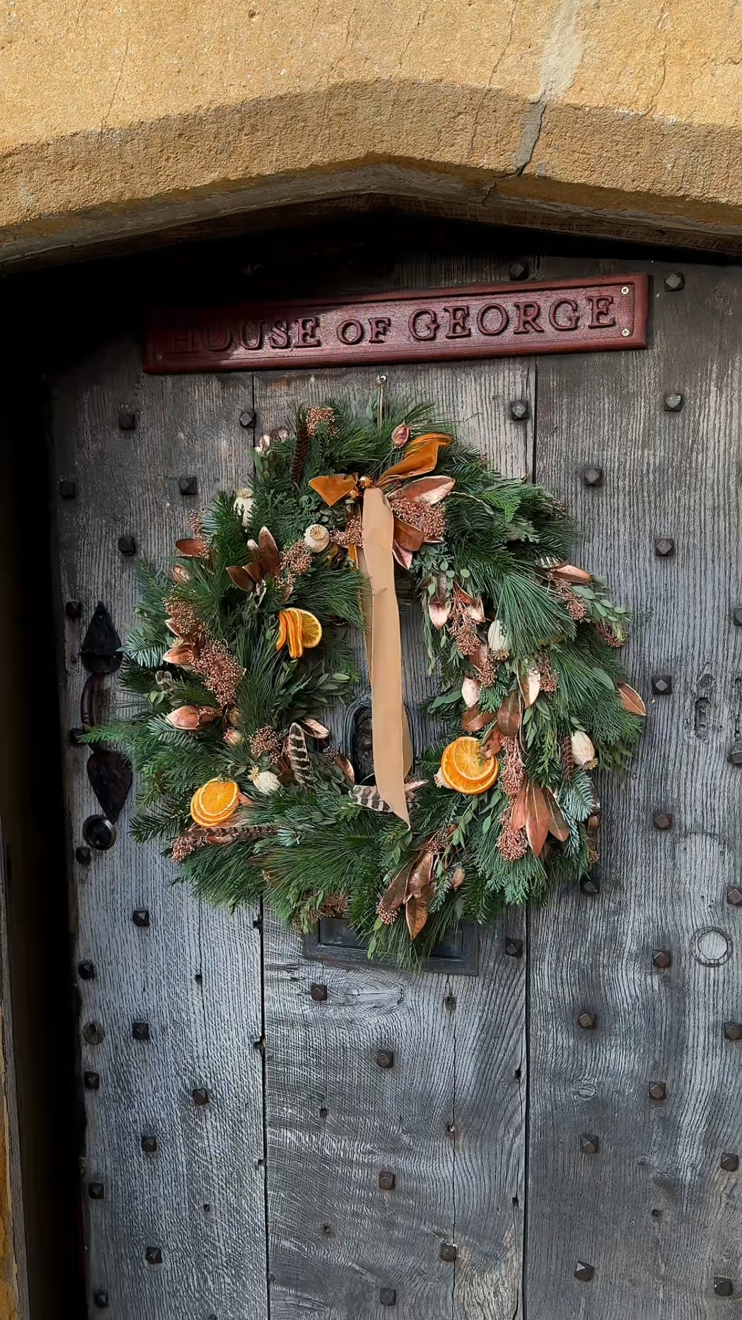 Step into the magic of the season at House of George.
From festive menus to seasonal treats, we’ve got everything you need to make your celebrations special. Settle in the Snug with a festive tipple by the roaring fire, admire our twinkling Christmas trees or soak up the warmth and wonder of the season in one of our King Rooms.