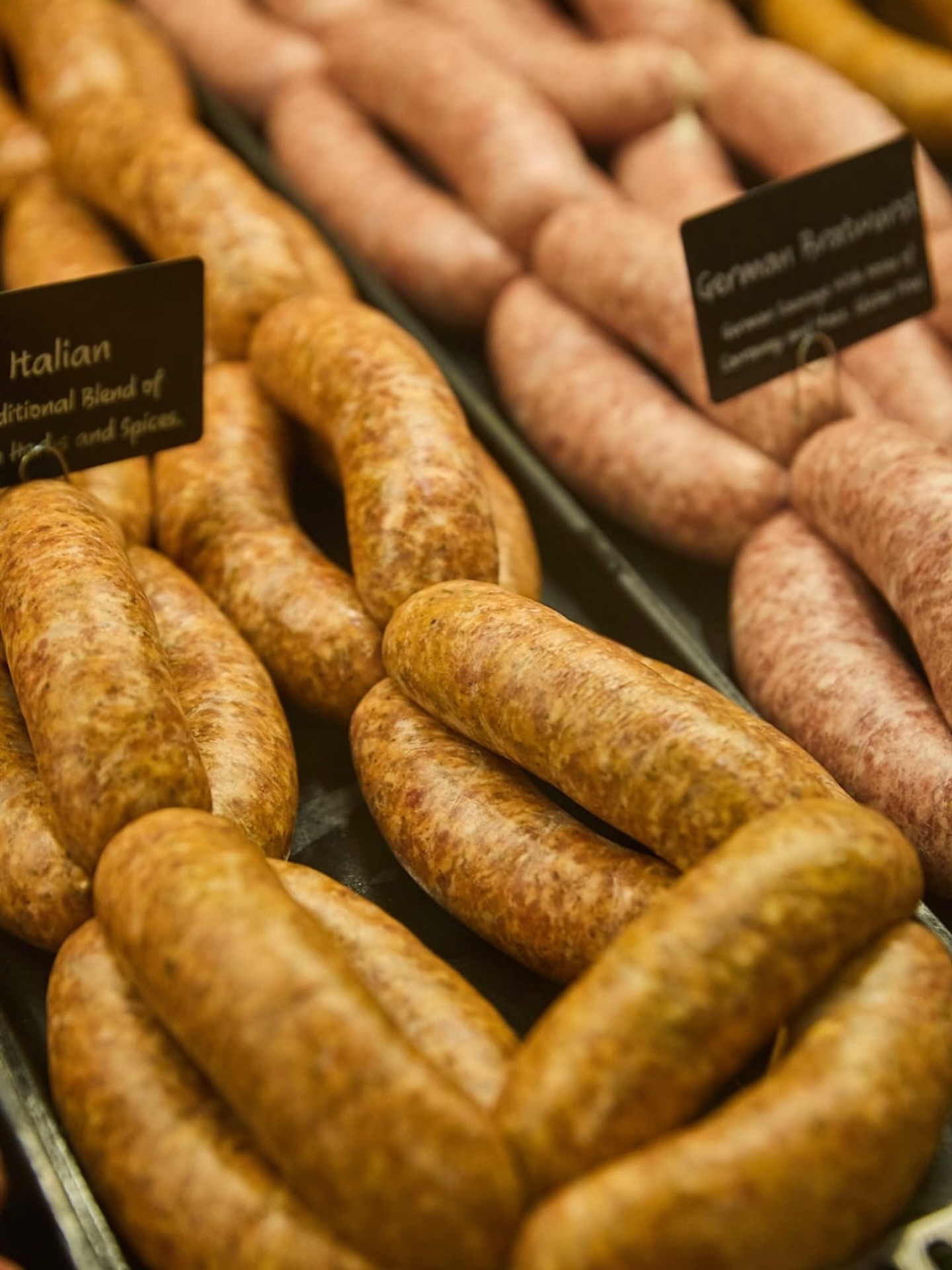 Bougie sausage? Yes, please! Turn up the heat. We brought the meat 🔥🌭
#steakation #butcher #island #meat #heat #feast #flavor #fun #friends #sausage #bougie #buns #yum #local #island #shop #store #support #foodie