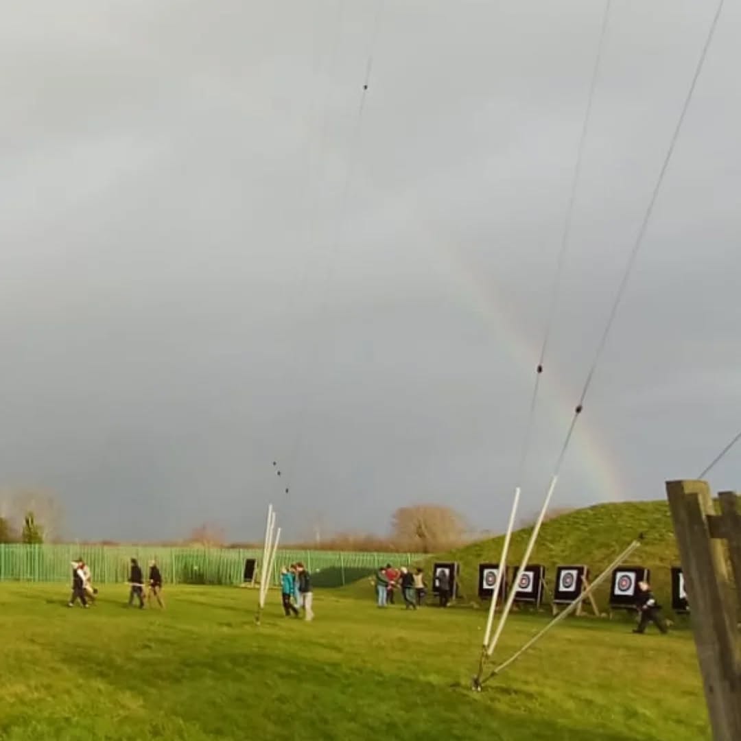 It was great to see such a large turnout for the second frostbite of the season, despite some VERY windy conditions and a sprinkling of rain.
Great to see such good shooting going on, in spite of the weather.
#coldweather #archery #winter #frostbite