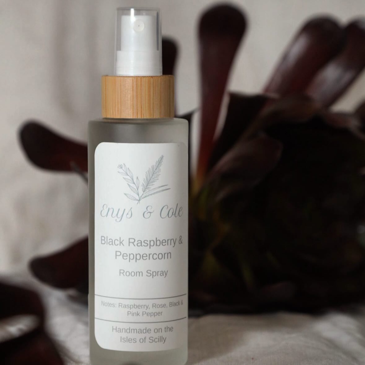 A little spritz of Scilly magic
Our Black Raspberry & Peppercorn room spray is here to make your home smell like you’ve got your life together (even if the laundry pile says otherwise)
#trending #reels #smallbusiness #homefragrance #roomspray #handmade #supportsmallbusiness #homedecor #giftideas #fragrance