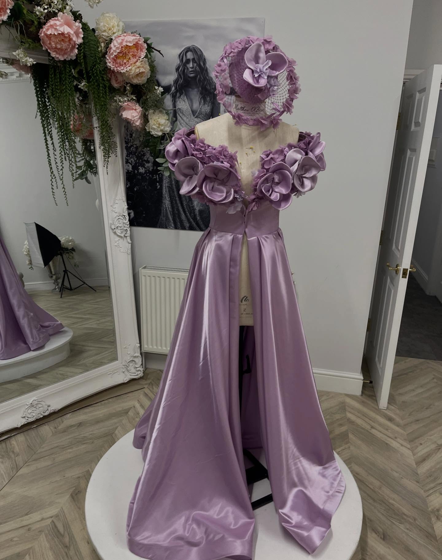 Your vision, our craft. Whether you’re after a timeless little black dress or a one-of-a-kind couture piece, we’re here to create whatever you imagine.