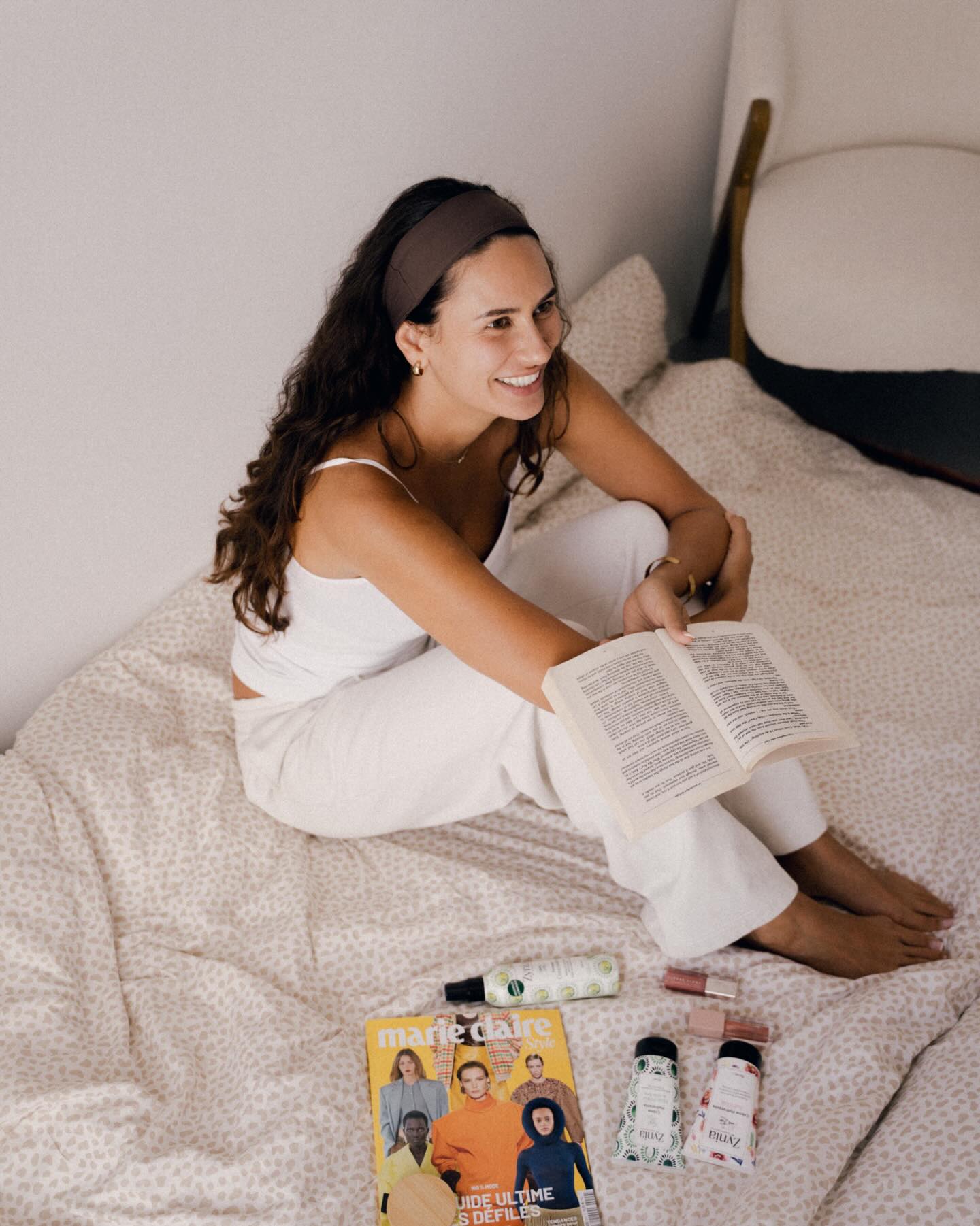 Slow mornings hit different quand ta routine est clean ✨
Zynia, c’est la vibe « self-care sans compromis » : formules clean et textures légères.