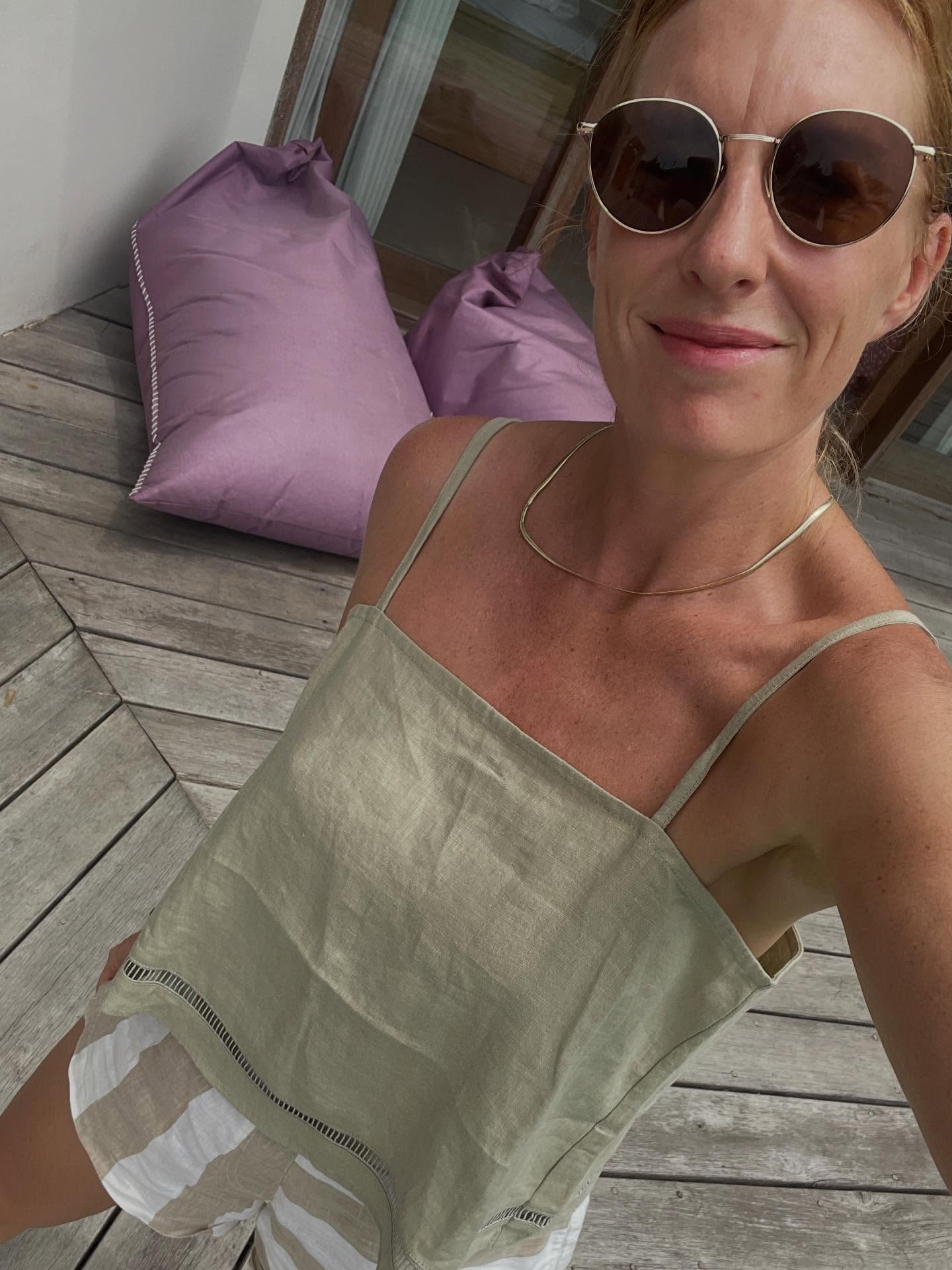 Taking this the the grid - as I got so many conversations going in my stories 😅
Just a quick one really - had lunch out with my girls and I was the ONLY female adult in there without lip filler, even my 9y old noticed. It’s very hard to notice you’re ageing and embrace it the way that you feel best. So just wanted to say solidarity to anyone opting for little to no intervention.
♥️ No judgment as ever. There’s so many non invasive and smaller things we can do if we feel it gives us confidence, makes us look fresher - but honestly I know that my face is and truly will continue to be ‘lived in’. I laugh, smile, crinkle my face up in joy - and what a privilege it is to have our face tell our story of a million of emotions felt, good times had and stories told.
Bali is full of young, beautiful people - here for the health, holidays and party - I am over 20y older than many of them. I just can’t compare (but it’s v hard!!!)
🩷 Anyway, sending love to all. We’ve been ageing since we were born - some people aren’t lucky to grow old, I’m trying to embrace that absolute privilege 🥰🥰🥰