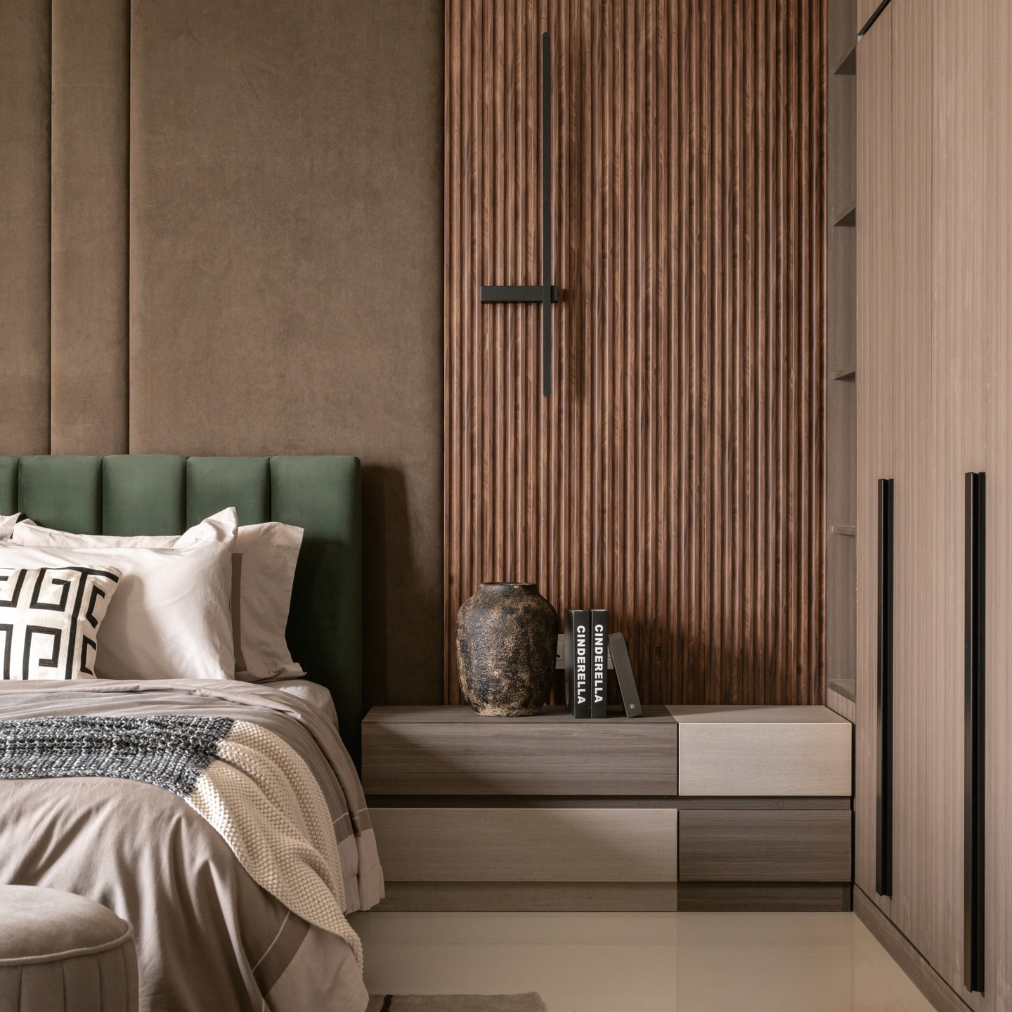Warm tones. Clean lines. Timeless comfort. 🤎
A bedroom designed to slow life down—where texture, wood, and calm lighting come together in perfect balance.
Luxury isn’t loud. It’s thoughtfully detailed.
#BedroomDesign #ModernInteriors #LuxuryBedroom #InteriorDesignIndia
#WoodPaneling #NeutralTones #MinimalLuxury #HomeStyling
#InteriorInspiration #DesignDetails #AlmaInteriors #elegantspaces