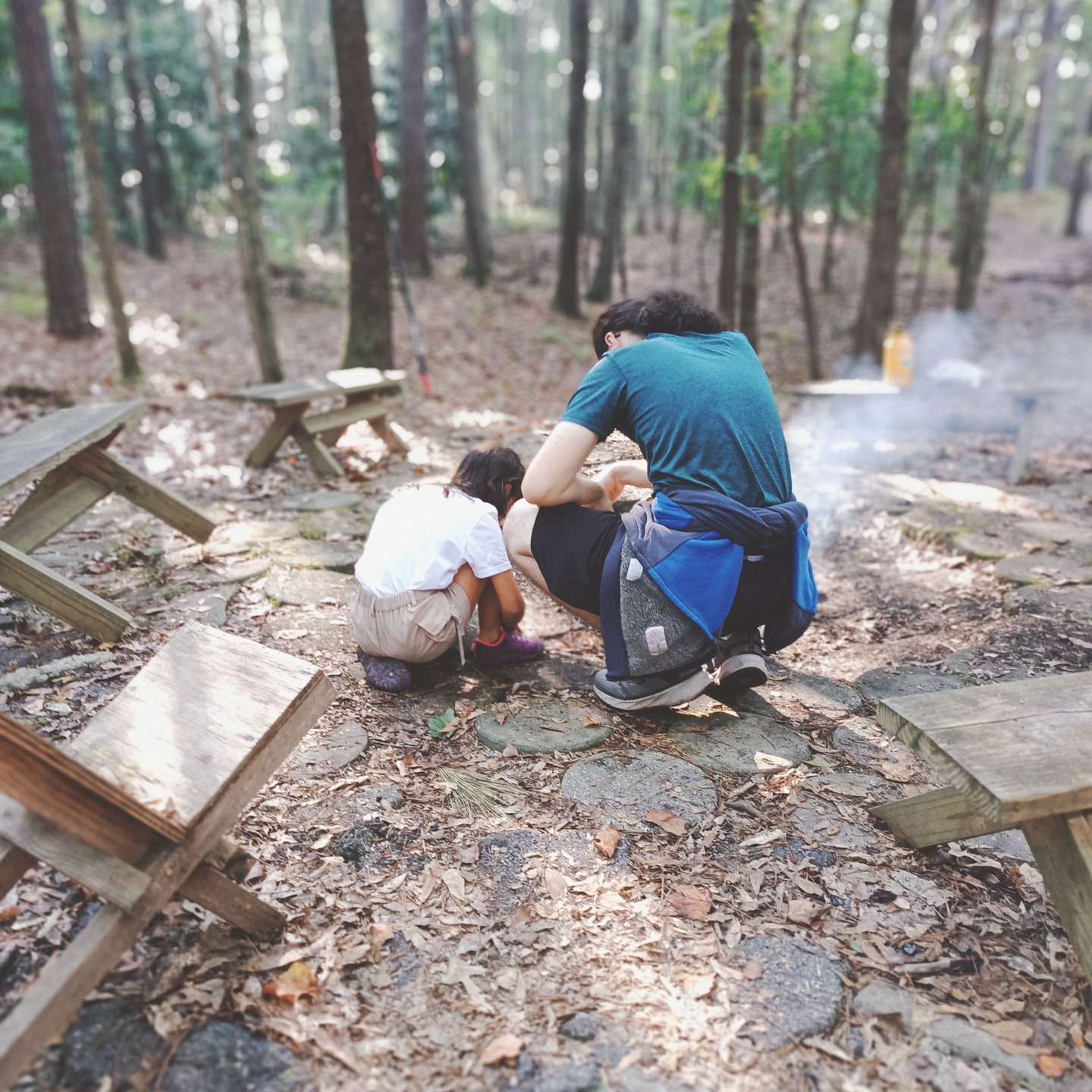 We would love your support on this GAgives Day on Giving Tuesday! Your donation supports our wilderness program. We have big plans - check out our page on gagives.org/story/s2y34g to see what we have in store!
In this picture, an Upper School student teaches a Lower School student how to safely start a fire using flint and steel.