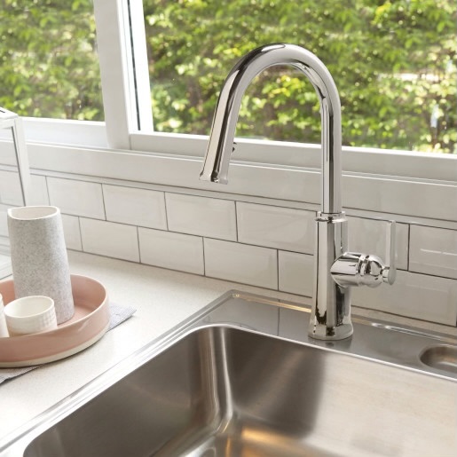 ✨🚰 Bring style and function to your kitchen with the Trattoria Faucet by @houseofrohlcanada
Choose your perfect finish, customize with a square or round spout, and enjoy the ease of Boomerang™ Technology. Designed for the heart of your home, where every meal and moment is worth celebrating.
📍 Visit us at Nova Bath to explore the collection in person and find the right fit for your home.
#TrattoriaFaucet #KitchenDesign #NovaBath #houseofrohlcanada #riobel