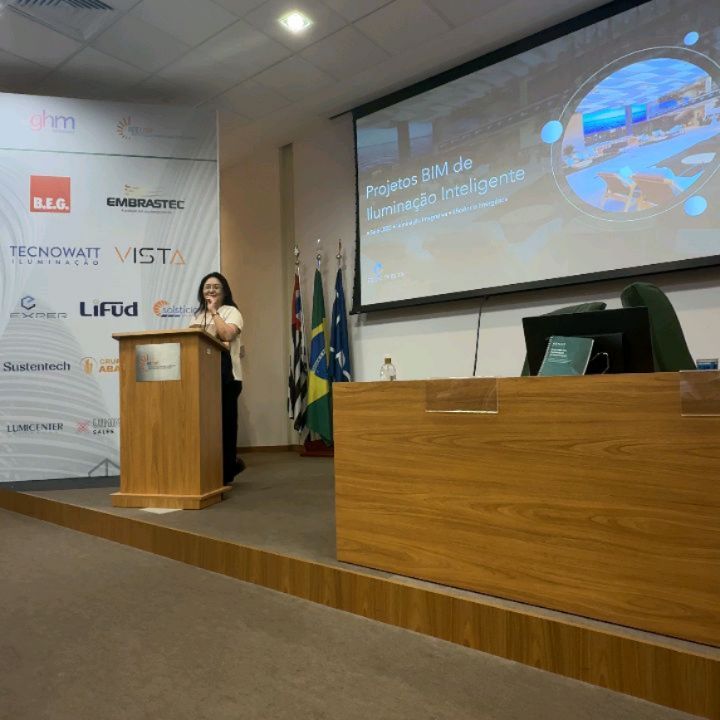No dia 03 de dezembro, aconteceu o Congresso de Edificações do Futuro (CEFx), reunindo grandes nomes do mercado para discutir tecnologias, inovações, IoT, sustentabilidade e tendências que estão moldando edificações mais eficientes e projetos de sucesso.
A Exper Soluções teve a honra de participar desse encontro transformador e de contar com a palestra inspiradora da nossa diretora Juliana Iwashita, que trouxe insights valiosos sobre projetos luminotecnico e nossa experiência com BIM em projetos de iluminação inteligente.
Nossos agradecimentos à @julianasilvaulian e a equipe @ghmsolutions
#iluminaçãointeligente #congresso #bim #inovação #eficiênciaenergética