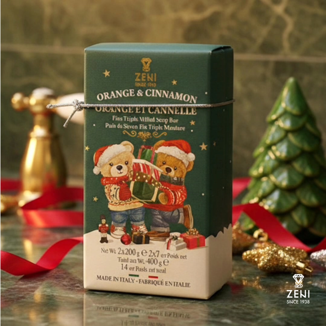 ✨ Un piccolo viaggio tra profumi che scaldano il cuore… ✨
In questo reel vi sveliamo i nostri saponi più romantici, quelli che profumano di ricordi dolci e di abbracci caldi.
🍎 Apple & Spices
Un’aroma che ricorda le giornate lente, le tazze fumanti, le mani intrecciate davanti a una finestra appannata. Una fragranza che avvolge, rassicura e lascia sulla pelle la sensazione di un amore gentile.
🍊 Orange & Cinnamon
La dolcezza dell’arancia si intreccia con il calore della cannella, come due anime che si completano. Una nota calda, luminosa, che sembra raccontare una storia d’inverno… ma che fa innamorare in ogni stagione.
Ogni sapone è creato a mano, con cura e poesia, per trasformare un gesto quotidiano in un momento tutto per te.
💛 Quale profumo ti fa battere il cuore?
Dimmelo nei commenti…
#present #madeinitaly
#regalispeciali
#saponiprofumati
#saponi #soaps #savonnerie
#petitcadeau #christmasgiftideas #christmaspresents
#saponi #saponisolidi