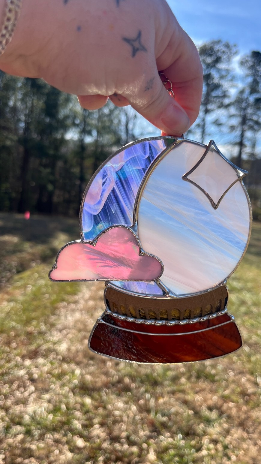 Some of the pieces we have available to ship NOW (or drop off locally for free)! You can see all of these in my “available” and “jewelry” highlights, or on our site. Anything ordered before Tuesday night will be shipped Wednesday and hopefully in time for Christmas! #stainedglassartist #stainedglassart #stainedglass #paigeboy #queerartists