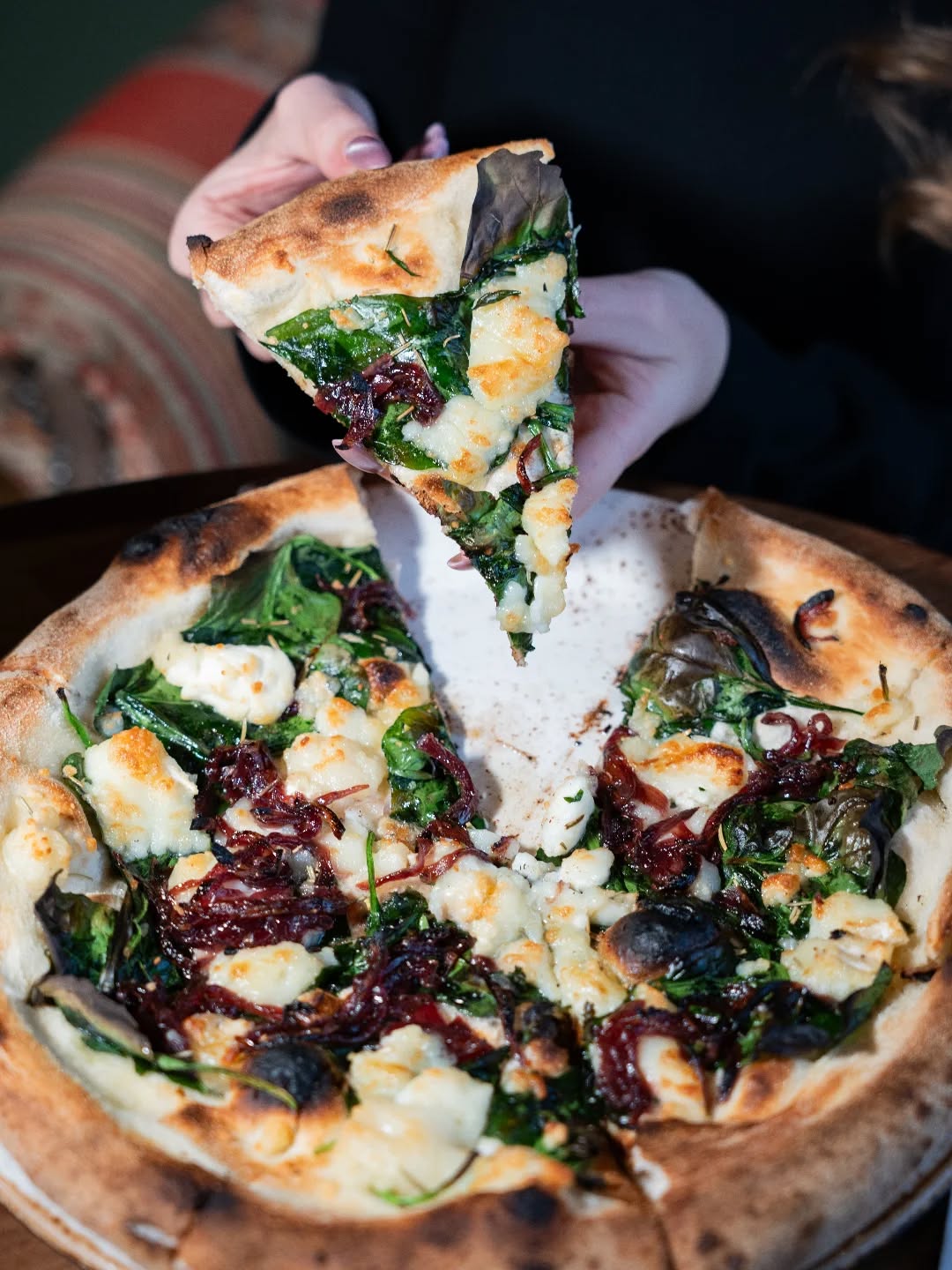 Weekend plans start with good food and even better company - Capones has you covered 🍽️✨
#caponesgalway #galway #restaurantgalway #weekendvibes