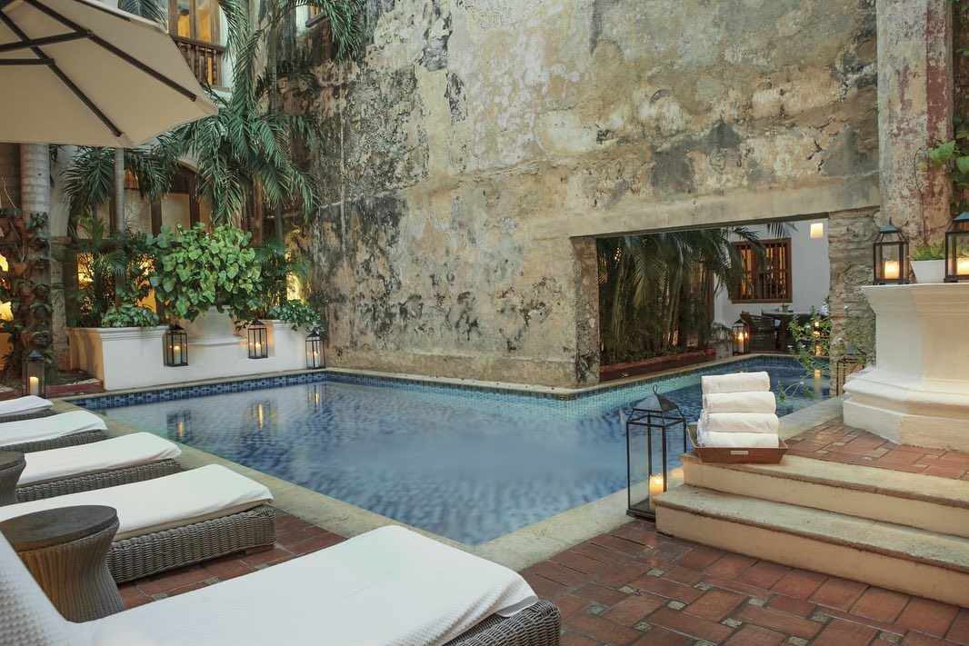 Tranquil courtyards, handcrafted details, and that unmistakable Cartagena magic!
This boutique hotel is created from three houses, re-designed as an ode to Colombia’s past, coupled with modern luxury for the savvy traveler.
Ready to experience Casa San Agustín?
#virtuosotravel #leadinghotelsoftheworld #colombiavacation #cartagena #southamericatravel