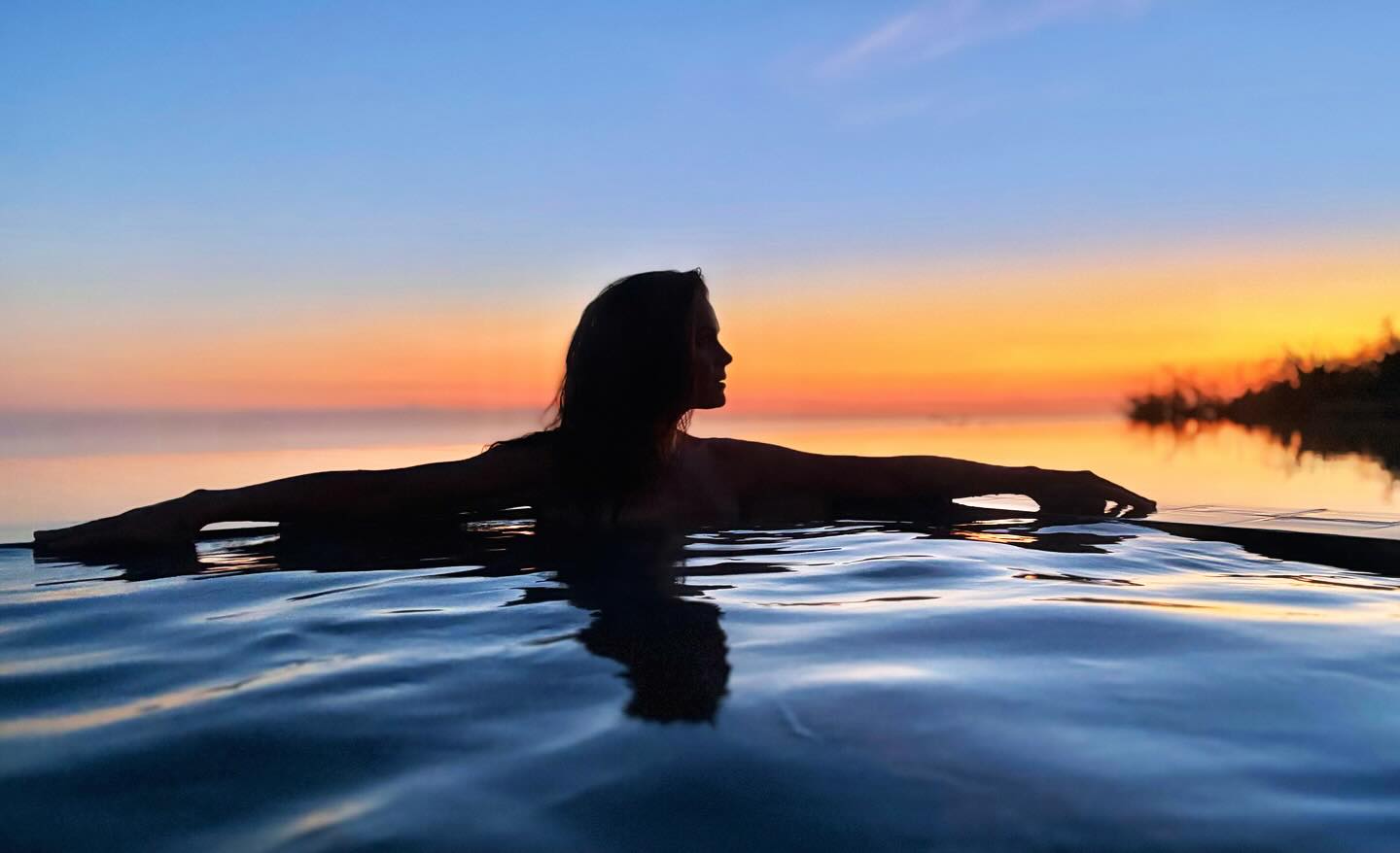 “I cannot tell you what lies ahead, but I can tell you, you are free to open your heart to peace no matter your uncertainty.” -Morgan Harper Nichols