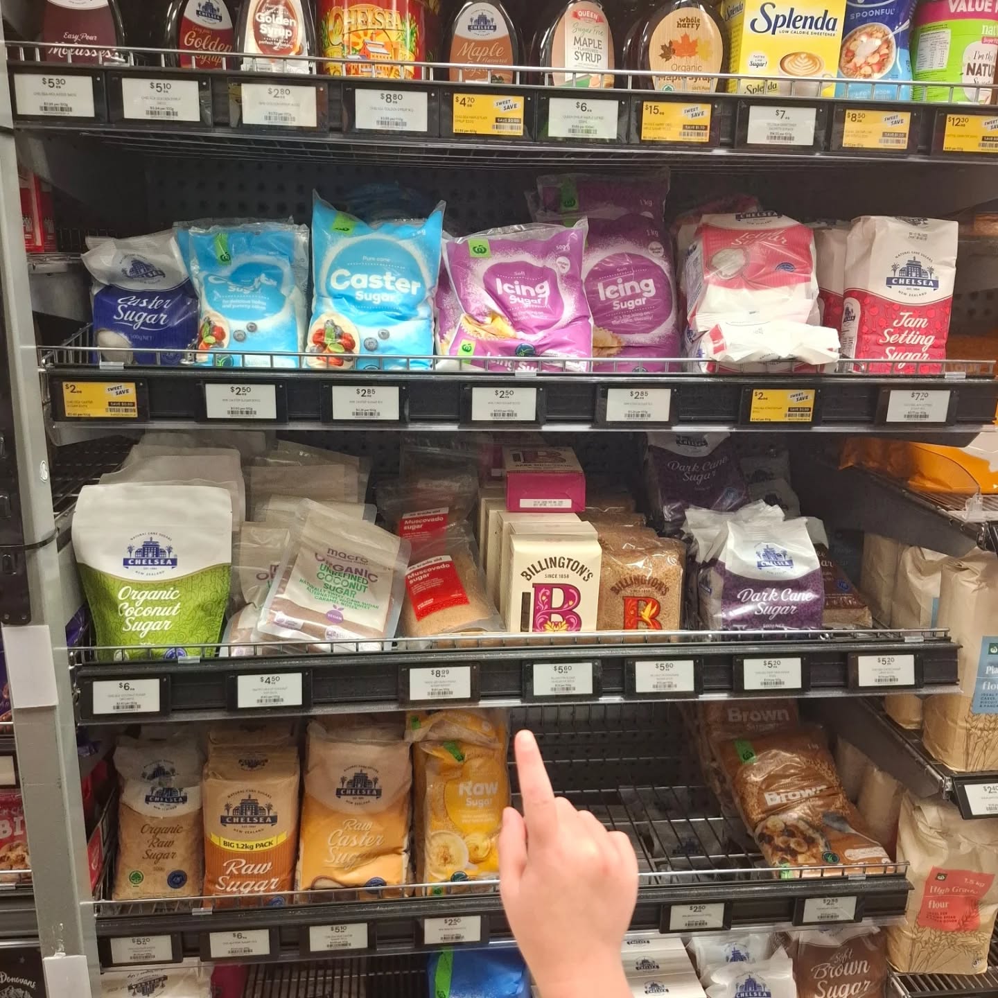 We went and got some ingredients for our Christmas shortbread. Swipe to see who we spotted on the way 🐕