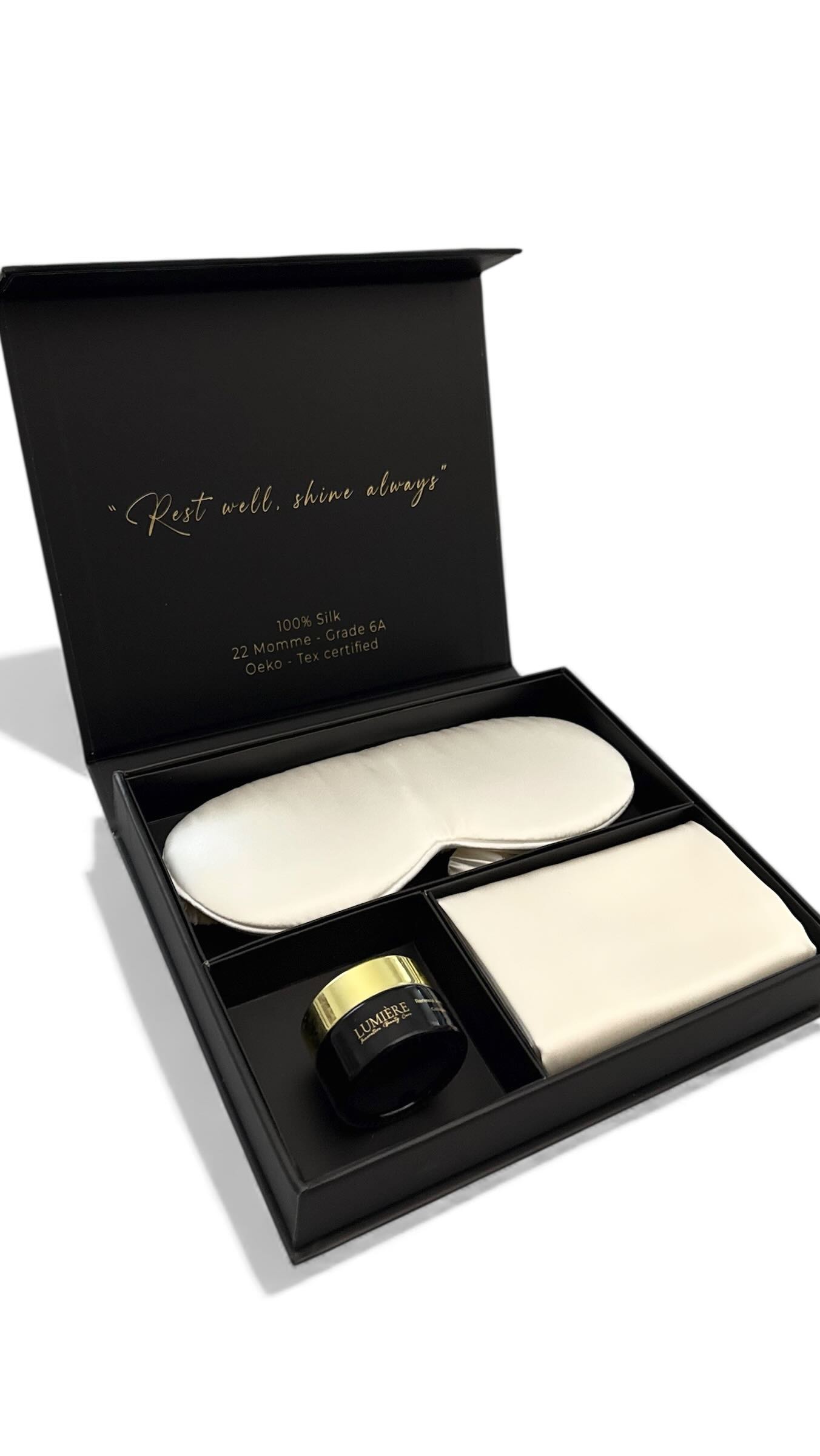 Oggi vi presentiamo uno dei nostri Beauty Sleep kit che unisce il lusso della seta 100% con la Renewal Anti-Aging Cream in travel size, per una notte di vero trattamento rigenerante.
Riposa, rinnova, risplendi. ✨
www.lumierebeautycare.it