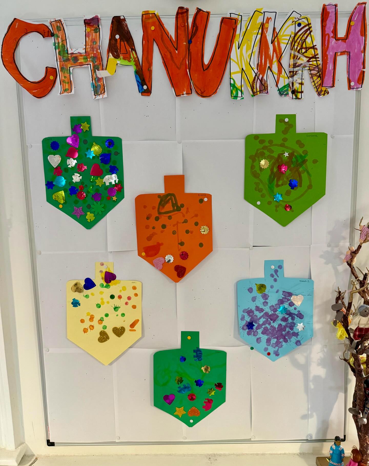 We are getting ready for Hanukkah! 🕎 Our children have been exploring the topic by looking closely at real candles, noticing their colours, shapes and how they bring light into a room. They enjoyed spinning dreidels, listening to the different sounds they make as they land and singing together. It’s been a lovely start to our Hanukkah learning, filled with curiosity and hands-on discovery!
#learningthroughplay #londonnursery #education #earlyyearseducation #earlychildhoodeducation #earlyyearsteacher #earlyyearslearning #earlyyearsideas #earlyyearsplay #eyfs #eyfsinspiration #eyfsactivities #childcare