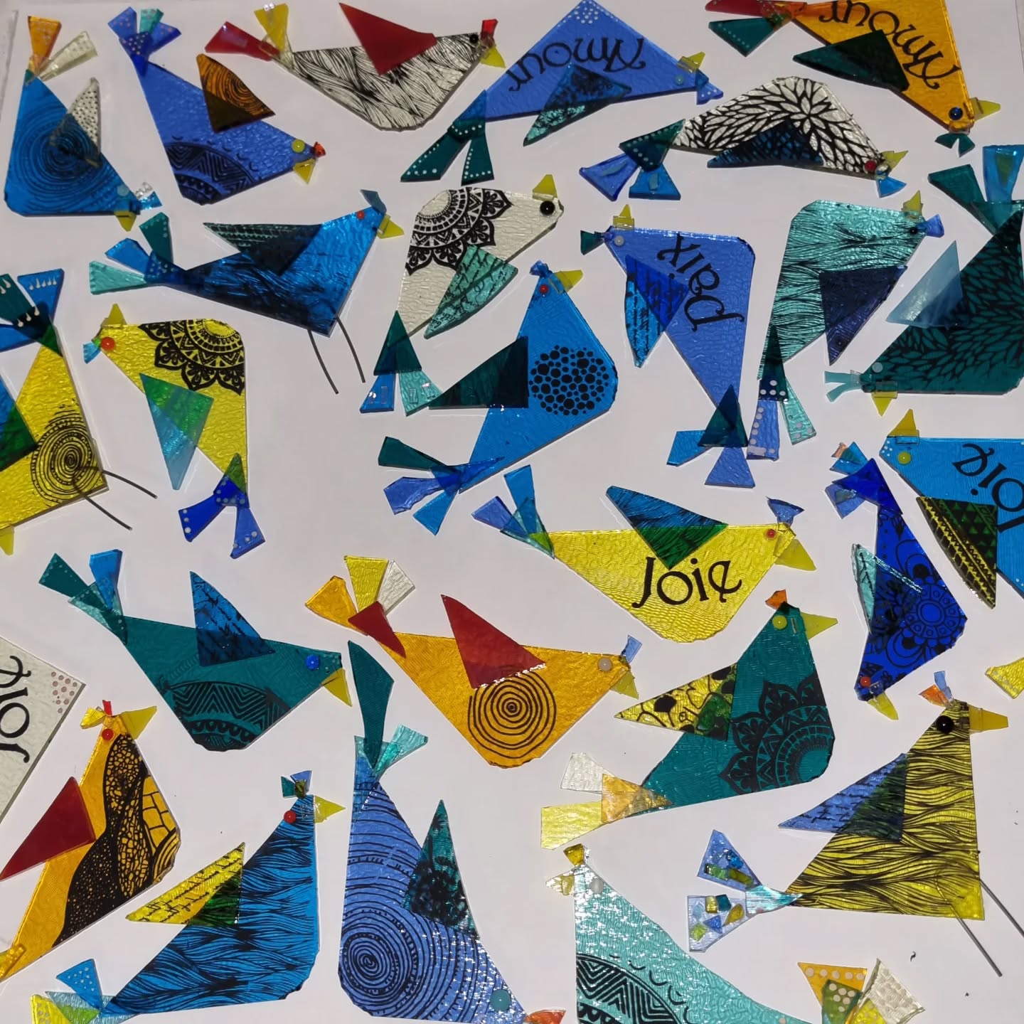 I've been working on a new flock of mad birds, fingers crossed for opening the kiln tomorrow 😀