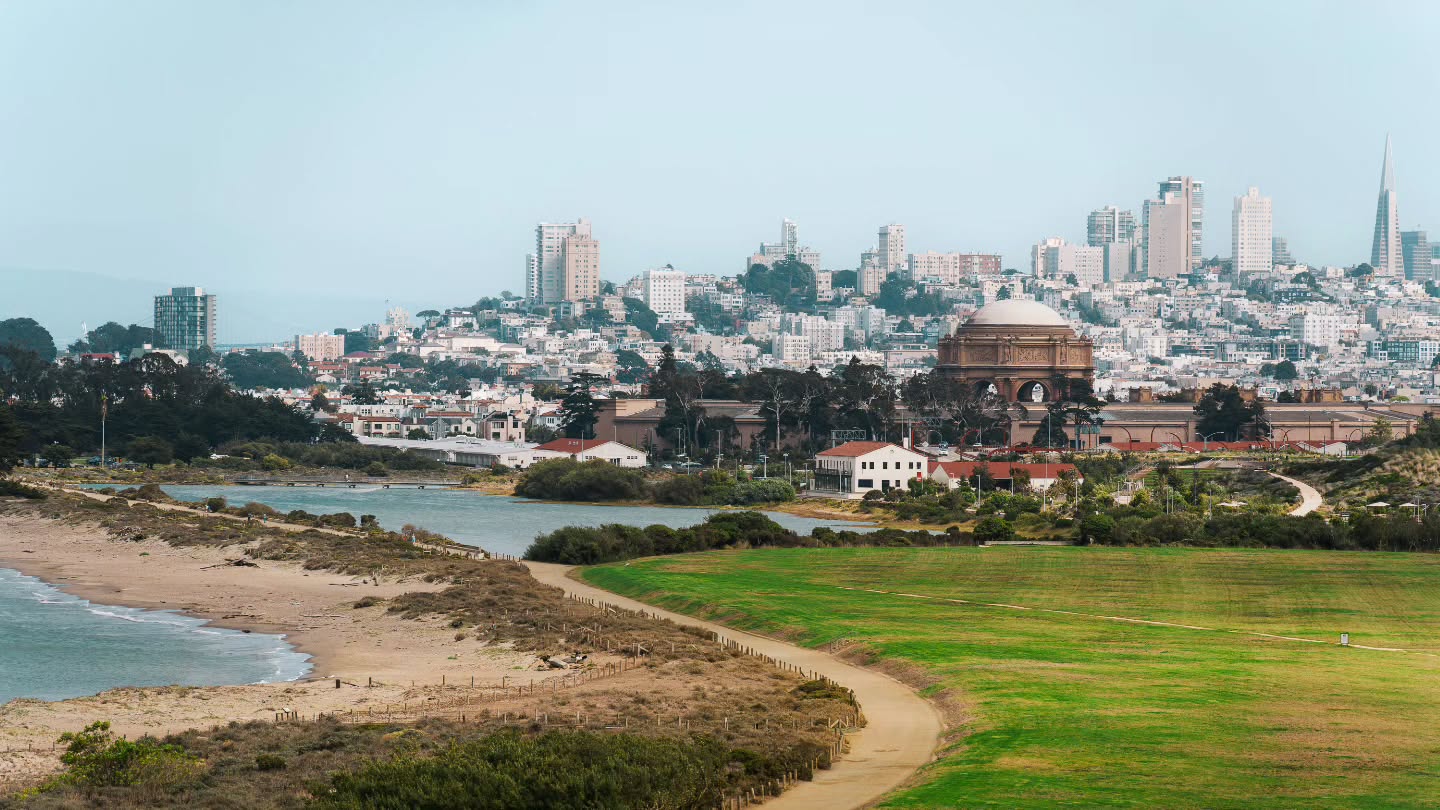 Back to the city. 🌁📸
As you climb the rolling hills of San Francisco towards the Golden Gate Bridge, keep a eye out for some of the many sweet spots that overlook the city. 👀 We found this one after picking up a couple of bikes and venturing somewhat aimlessly along the bay. 🚲🌊
(2025-09-10)
#sanfransisco #california #cali #californialove #city #sonyphotography #sony #travel #ocean #views #landscapes #sanfran #bayarea #cityviews #viewsfordays #bike #californiadreaming