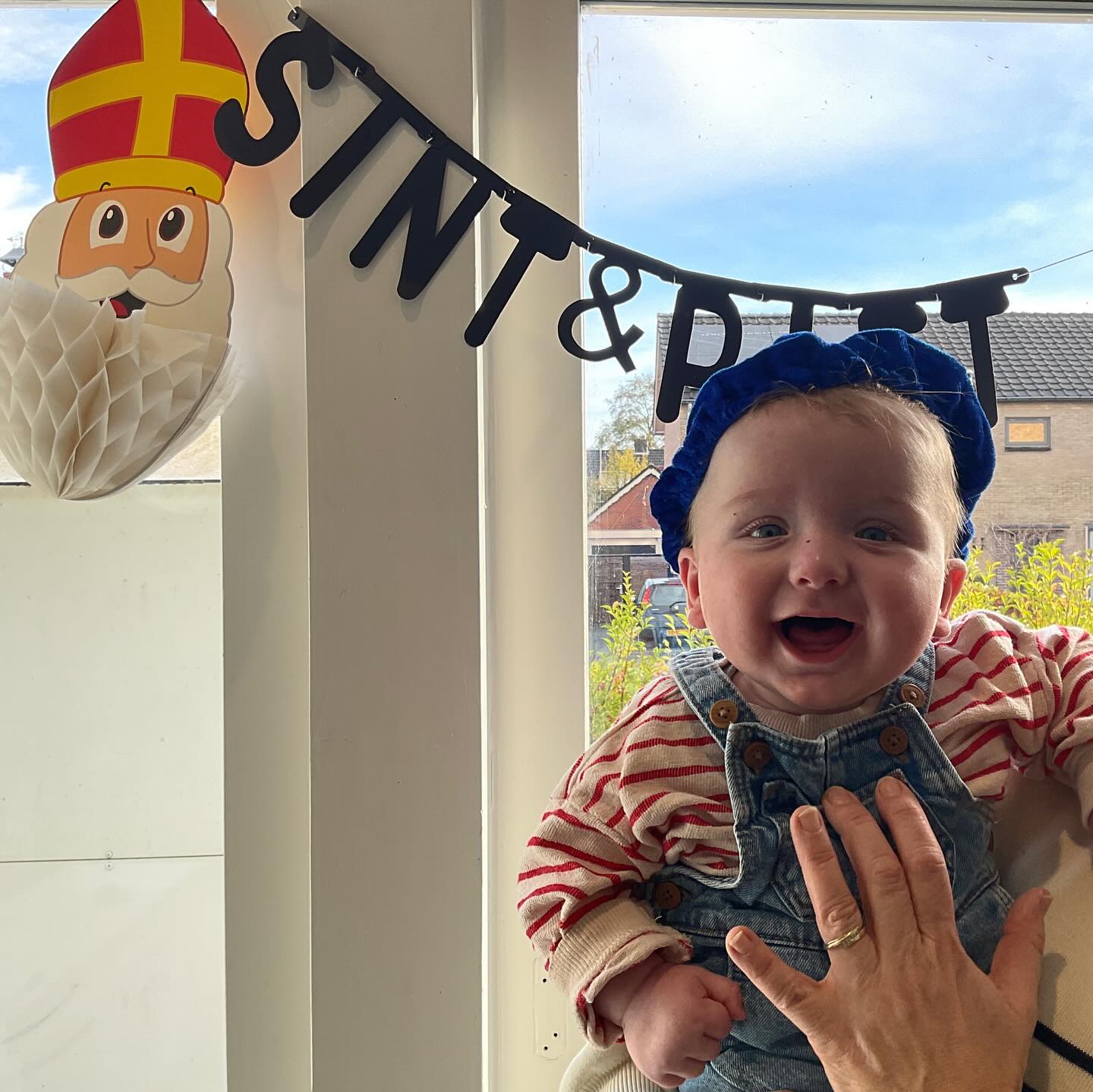 EDERVEEN - DAG SiNTERKLAAS! 🎁
Dag Sint en Piet, zwaaien maar, we zien jullie graag weer volgend jaar! 👋🏼