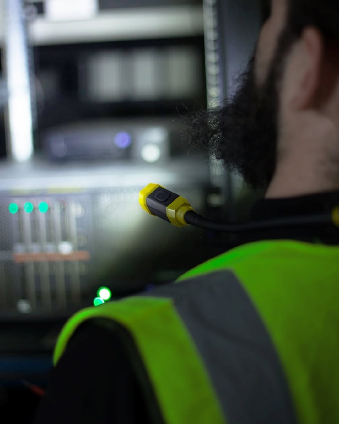 The CKlearView LED Neck Light (did you see what we did there...👀)
Adjustable brightness, independent light control and a fully flexible antenna mean you get light exactly where you need it 💡
USB-C rechargeable. 300 lumens. Hands free. Job done 👍
🔍 Code: T9429USB