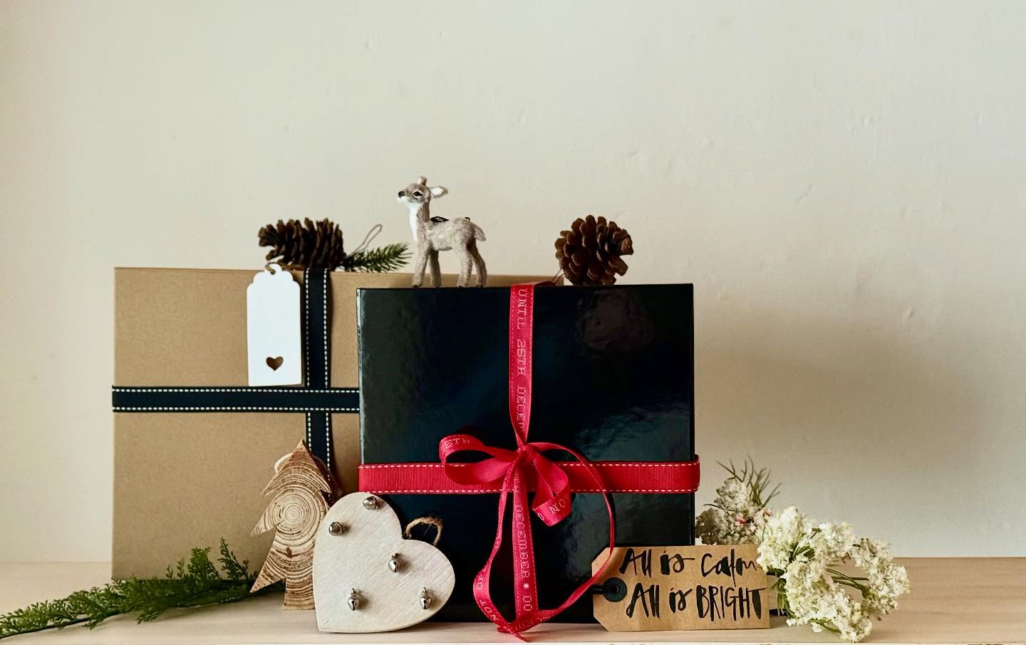 Let’s be honest… Christmas shopping can be a full-time job. But not on my watch. ✨
Say hello to our brand-new curated gift boxes — packed with aromatherapy goodness, herbal magic, cosy treats, chocolatey delights and eco-friendly treasures. Basically: gifts that actually sleigh.
Whether you’re shopping for the tea obsessive, the candle sniffer, the chocoholic, the beauty queen, the apothecary apprentice… or the friend who’s “so hard to buy for” (lies)…we have got you covered whatever your budget.
I’ve got a box that’ll make you look like you tried waaaaay harder than you did.
Oh — and they’re discounted. Yes. Discounted. Because I’m in my festive-giving mode. 🎁✨
Stress? Wrapped. Magic? Delivered.
Pop by the apothecary, slide into my DMs or simply hit the link in the bio to grab yours — before the elves do.