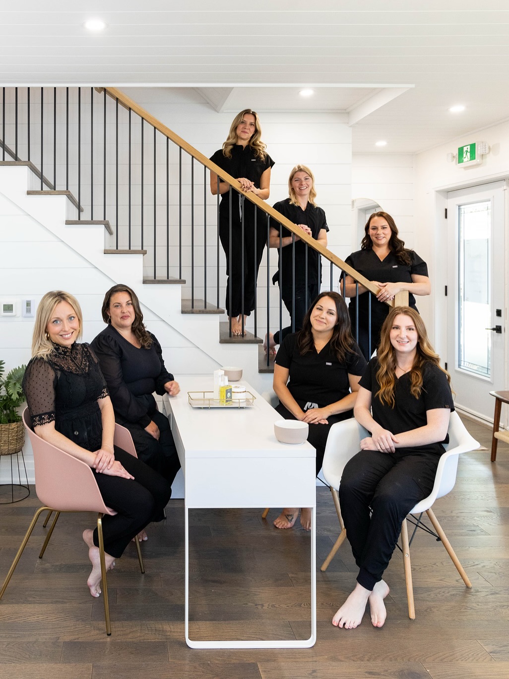 Bringing the glow 🫶🏻
One of my favourite parts of a brand shoot is capturing the people who truly bring it to life. The estheticians at @therosewood_spa bring so much care, warmth, and personality in every interaction — and it was such a pleasure photographing them in their element. From the quiet moments to the small details, this shoot was all about showing off the heart and soul of the spa. ✨
Esthetician | Beauty | Muskoka | Skincare | Boutique Spa
#muskoka #beautycare #esthetician #skincare #boutiquespa #photography #lifestylephotography #brandingphotography #muskokalakes