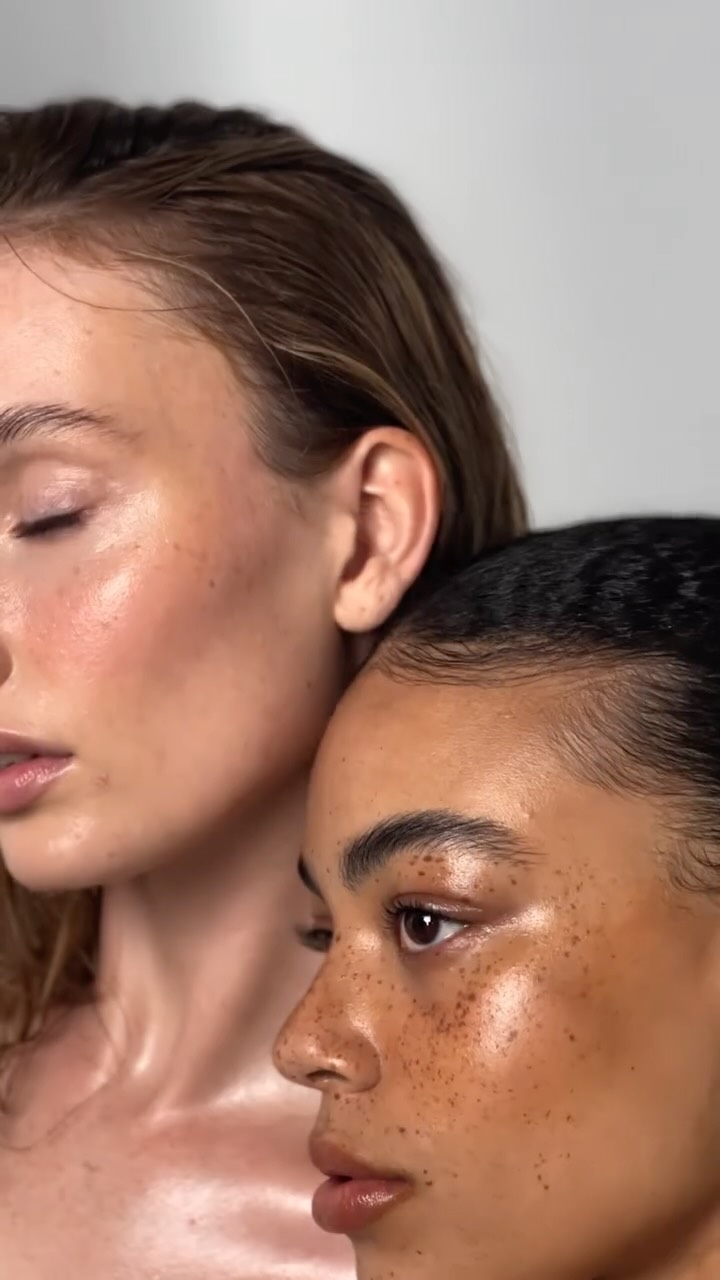 Your freelance makeup career is thriving, but you instinctively know the 4am starts, 12hr days on set and chasing big corporations for invoices isnât going to be conducive to raising young children. Thereâs no support, no family nearby and your husband has tapped out đđ
Call it survival, but I knew I had to try something different. One of my best friends casually suggested it in the group chat one night and 2 days later I was enrolled in a @phiacademy brows courseâŚ.
The rest is history and honestly, life hits different when you do what youâre passionate about and invest in filling your cup and not shrinking yourself to make others more comfortable.
I just wish Iâd done it earlier â¨