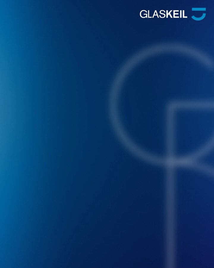 Sichere und effiziente Produktionsprozesse entstehen nicht zufällig. Sie sind das Ergebnis präziser Komponenten, moderner Materialien und eines klaren Verständnisses dafür, was Anlagen- und Maschinenbau heute braucht.
Technische Kunststoffe, Sicherheitsglas, präzise gefertigte Bauteile und durchdachte Schutzlösungen sorgen dafür, dass Maschinen länger laufen, Eingriffe sicherer werden und Prozesse stabil bleiben. Von Führungen und Haltevorrichtungen über transparente Einhausungen bis hin zu individuell gefertigten Baugruppen: Jedes Teil erfüllt eine konkrete Funktion – und trägt seinen Anteil an Qualität, Sicherheit und Produktivität.
Moderner Anlagenbau heißt: Materialien und Fertigung so einzusetzen, dass sie zuverlässig performen, auch unter Belastung. Und genau das macht diesen Bereich so spannend. 🔧✨
#anlagenbau #maschinenbau #engineering #komponentenbau #sicherheitsglas #technischekunststoffe #i̇ndustrialdesign #industrysolutions #precisionengineering #automation #production #mechanicalengineering #cnc #glassprocessing #plasticprocessing #safetyfirst #manufacturingtech #factoryfuture