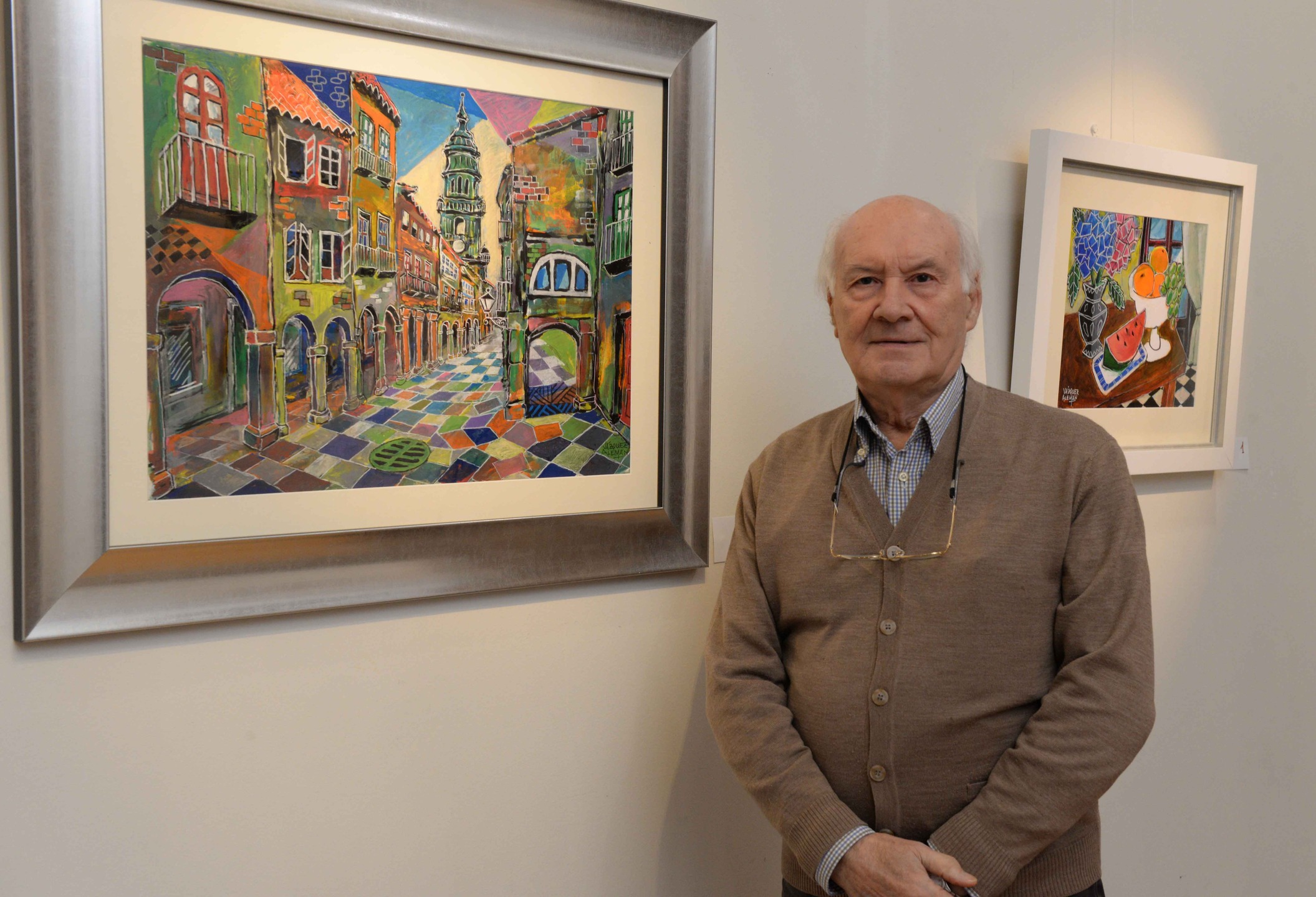 🖼️ 🎨 O artista compostelán Manuel Vázquez Alemán visitará este mes a galería de arte do Hotel Araguaney!
📌 🕙 A súa mostra estará aberta ao público do 6 ao 26 de decembro.
Agardámoste! 😉
#fundacionaraguaney #pontedeculturas #santiagodecompostela #cultura #exposición #arte #pintura #galicia #pintor #painters #art #artist #galeriadearte #cuadros #inauguración #acuarela #bodegones #lienzo #tabla #vázquezaleman #catedraldesantiago #caminodesantiago