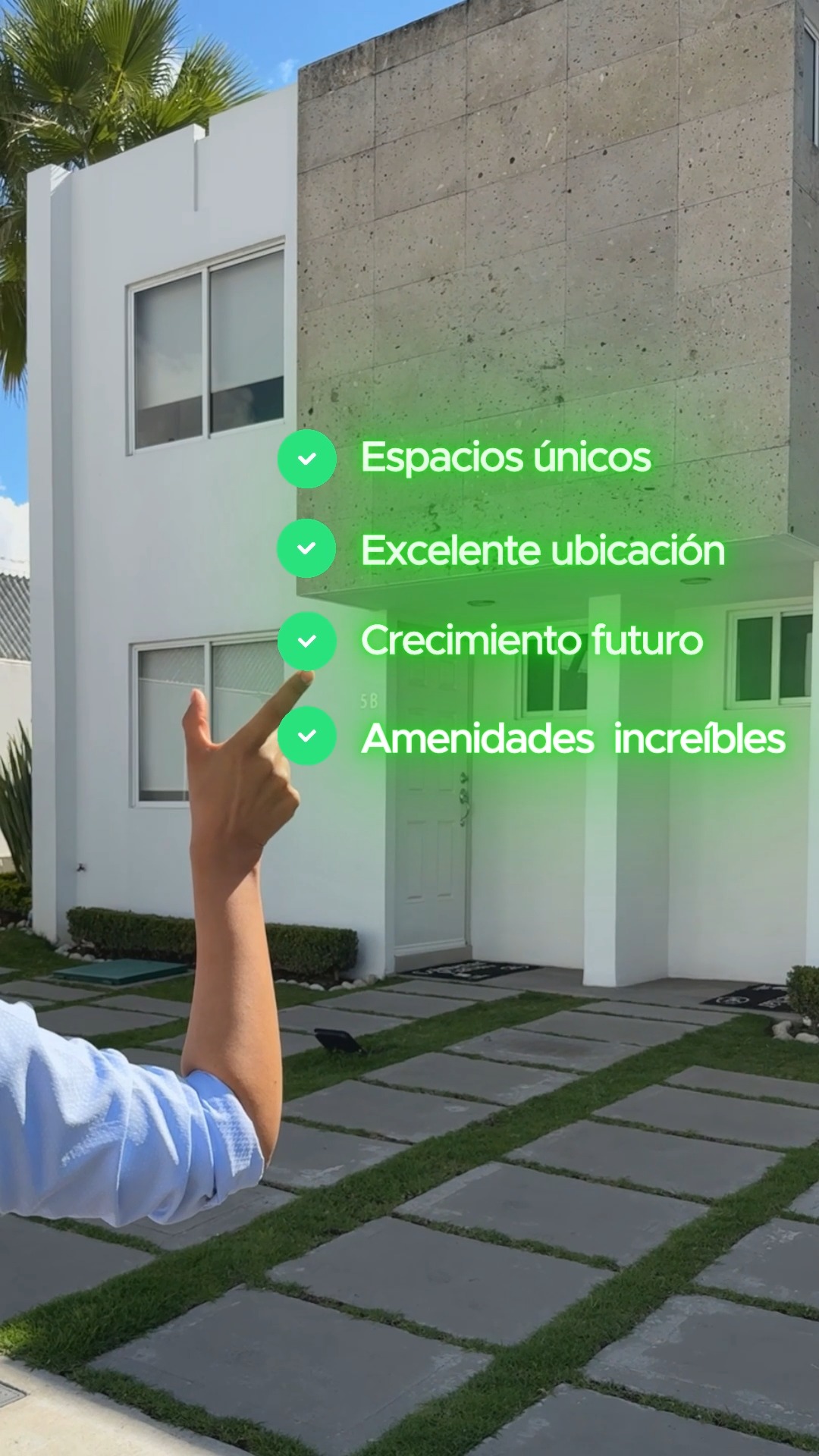🏡 Conoce el modelo de casa con posibilidad de crecimiento, ubicada sobre la avenida principal de Cuautlancingo, con salida directa al Periférico. ¡Agenda tu visita! 🚗