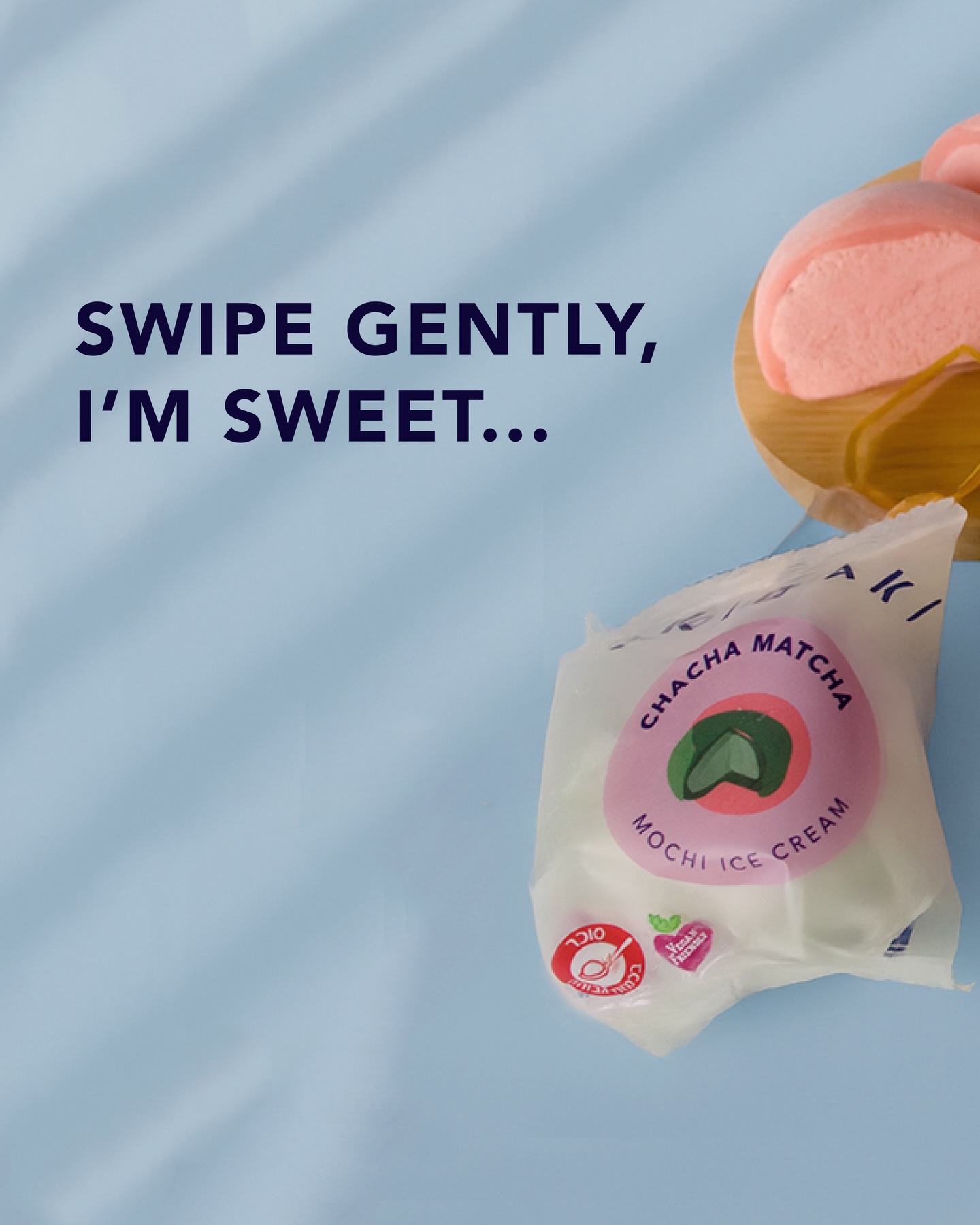 המתיקות היא עניין עדין, ואנחנו אוהבים להיות בדיוק באמצע הקסום—מספיק מתוק כדי לגרום לך לחייך, אבל לא מתוק עד רמת החרטה.
הטעם שהוא בדיוק מספיק מפתה בשביל “טוב…אולי רק עוד אחד.” 🍡✨