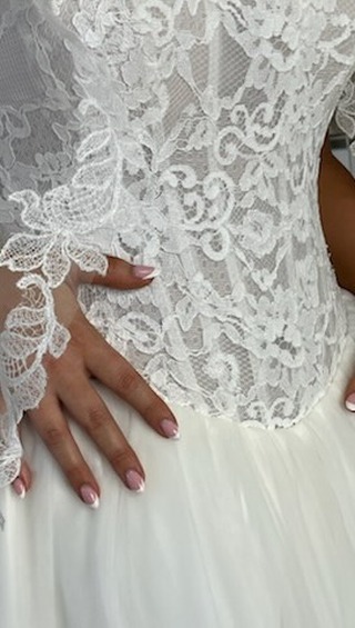 Need a dress quickly? Ask us about our off the rack and quick delivery special orders. Content creation by: @statussalonagency @lauren_status @maddienelsonmakeup @sydney_status